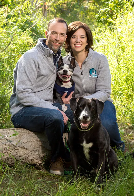 Tom Arnold, Lorien Clemens, and Penny of PetHub