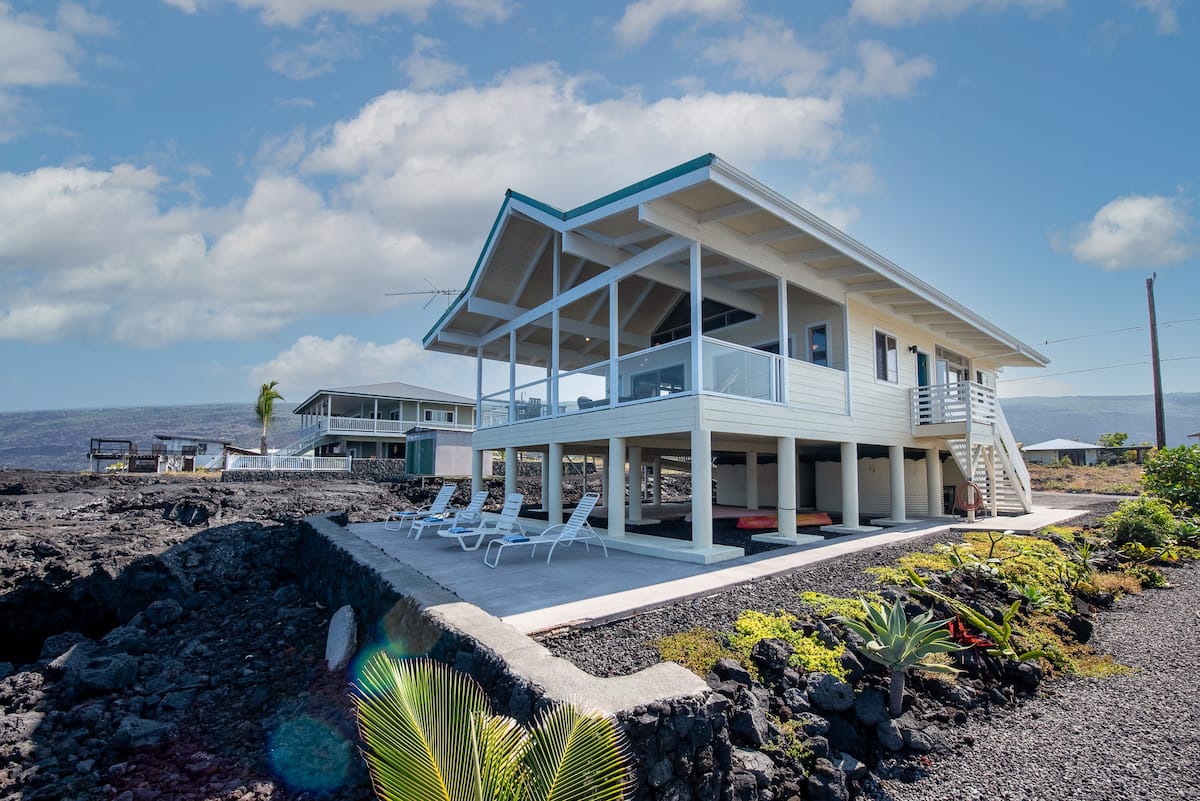 Giant airbnb in Hawaii