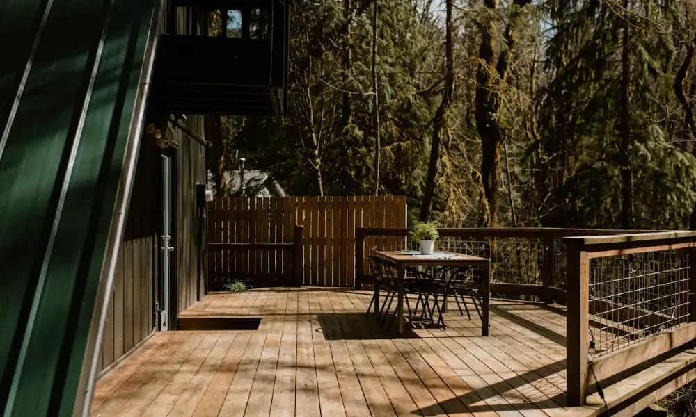 The Coolest Pet-Friendly Airbnbs in Oregon