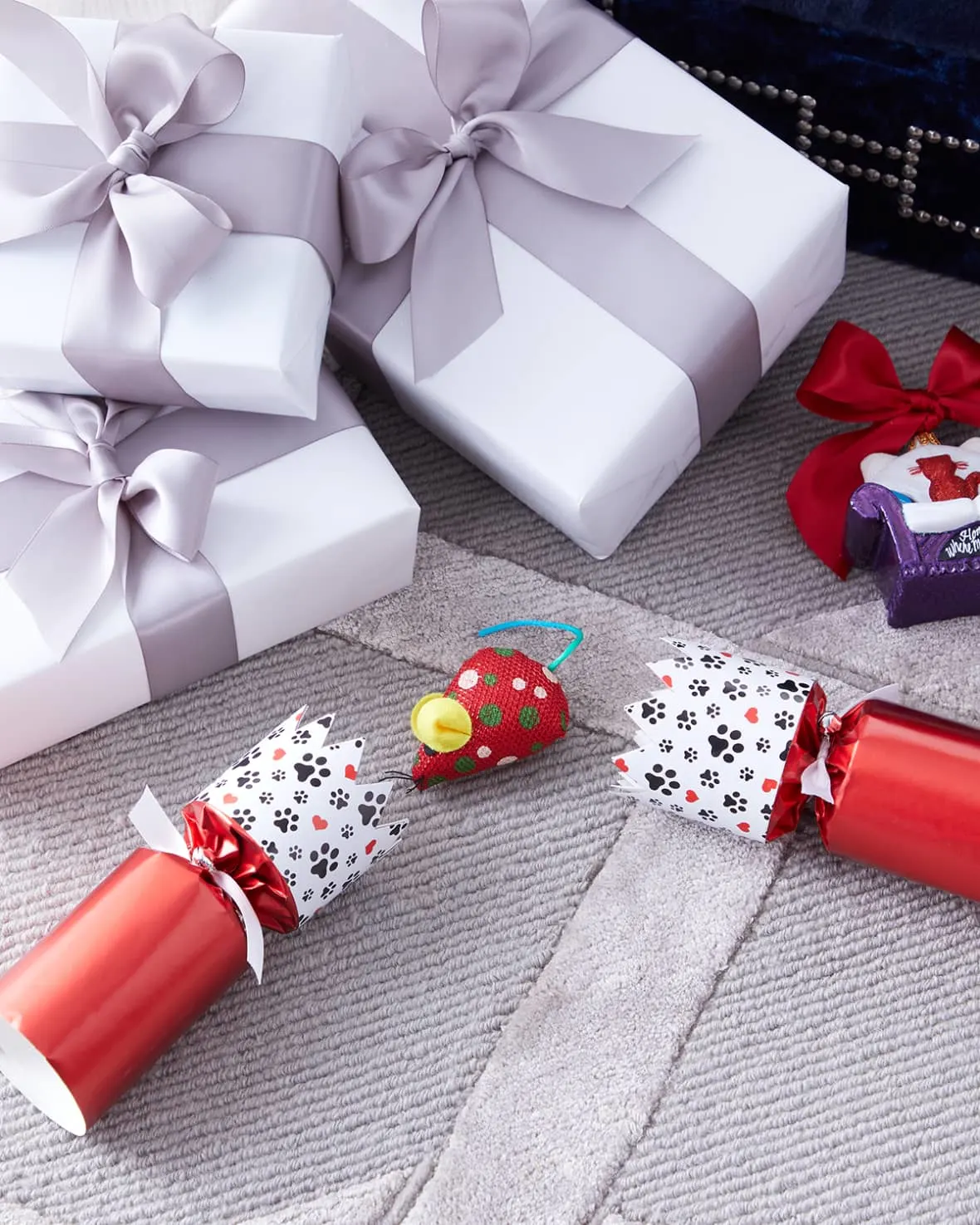 pet cat christmas cracker