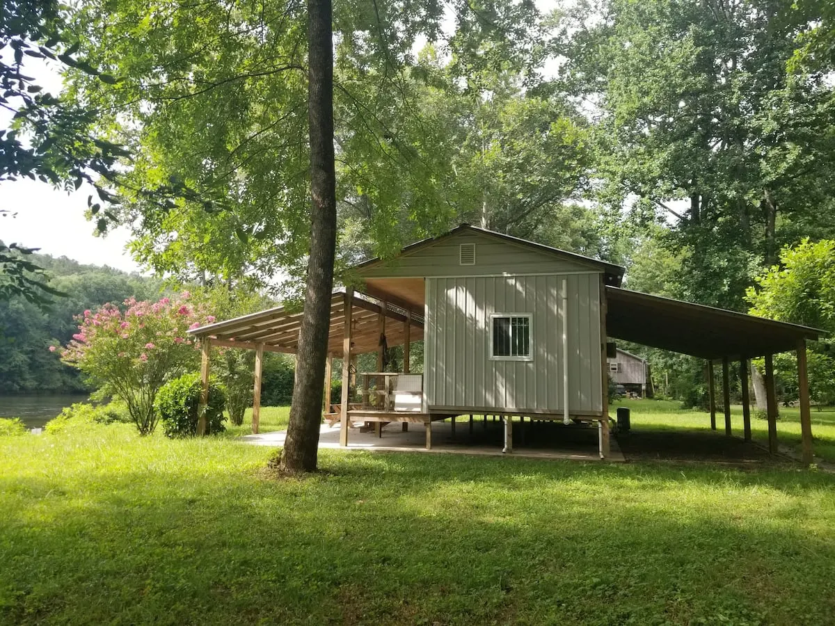 riverside airbnb in Alabama