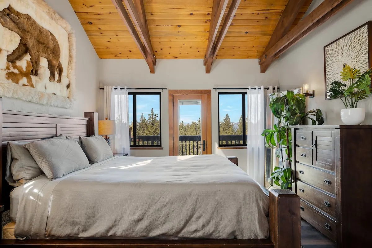 bedroom in Nevada Airbnb