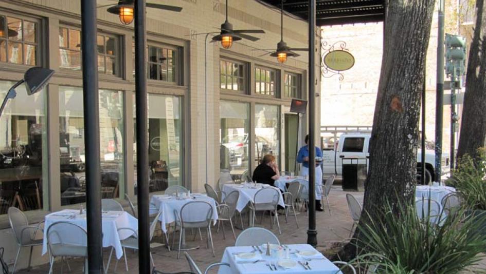 outdoor patio in new orleans