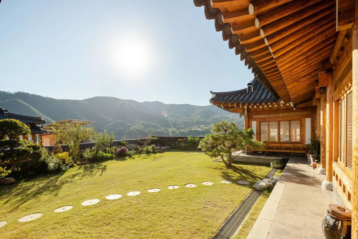 Entire guesthouse in Ongryong-myeon, Gwangyang-si, South Korea