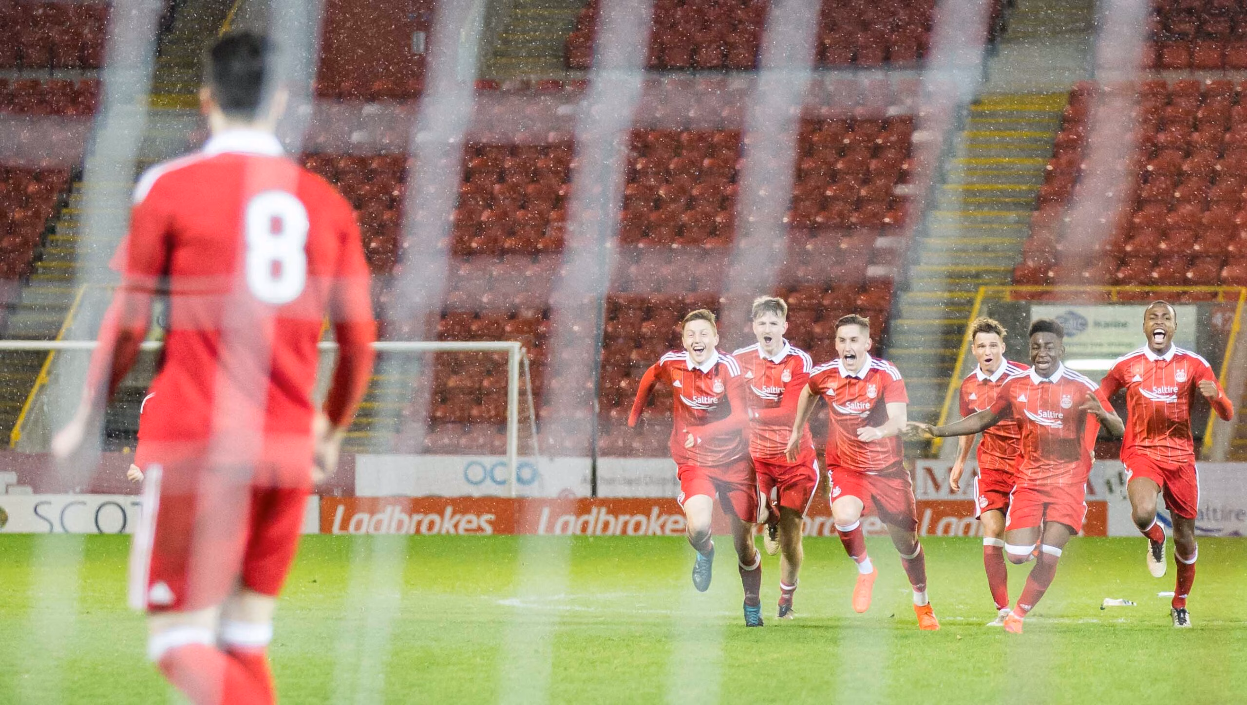 Dons beat Accies on pens