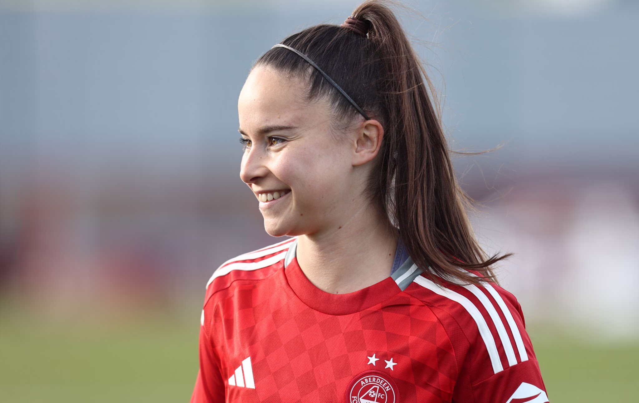 Lois Edwards signs on for 2024/25 image