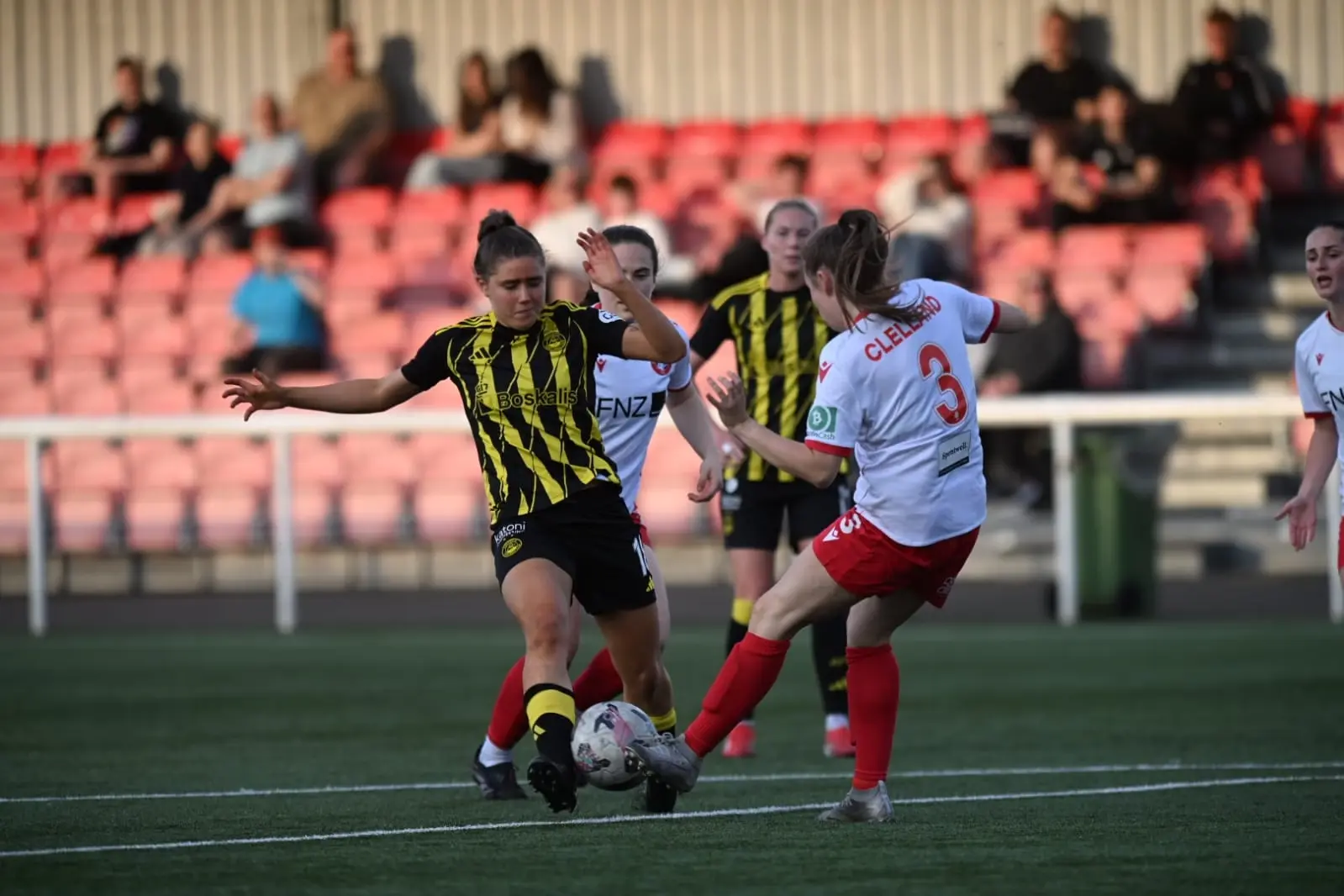 Dons drop points after frustrating night in the capital image