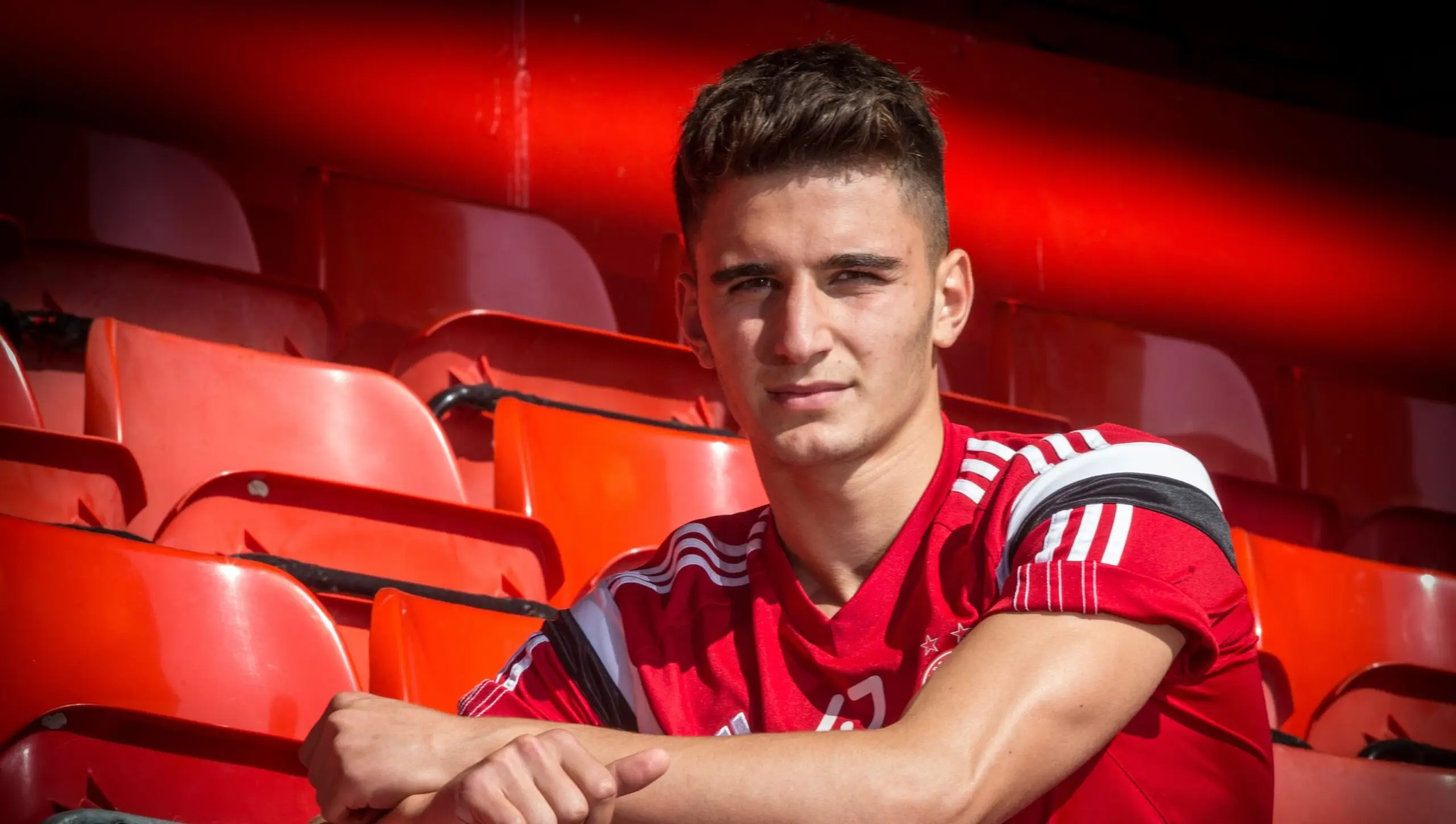 Feature on Cem Felek
