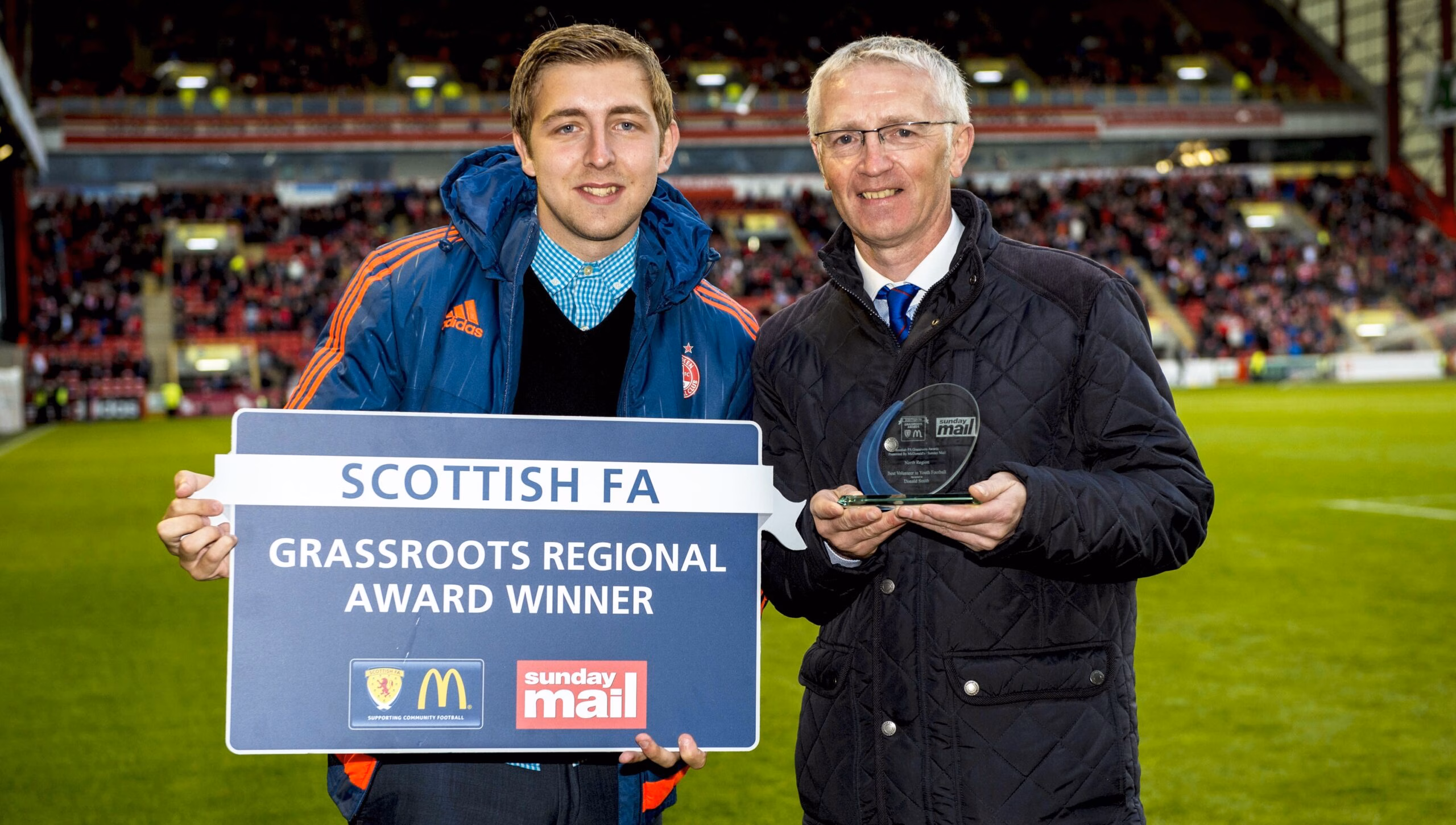 Youth football volunteer wins Grassroots Award