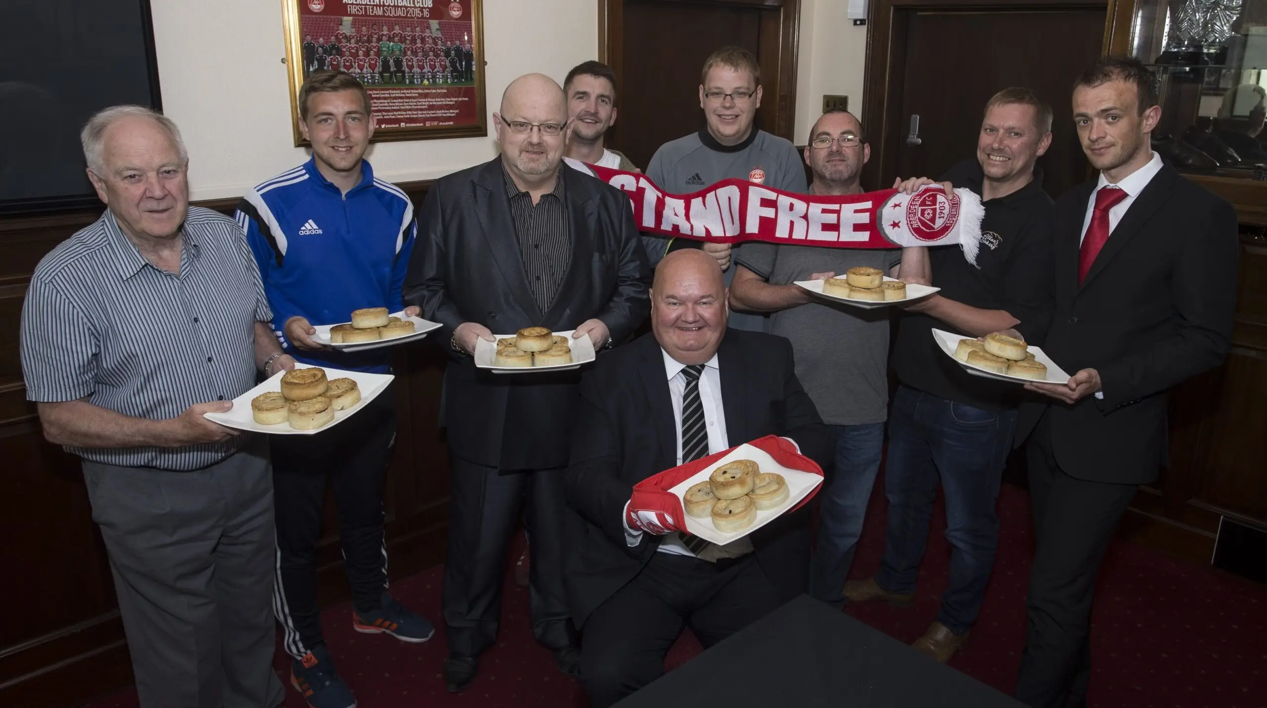 Dons supporters help deliver new Pittodrie Pie