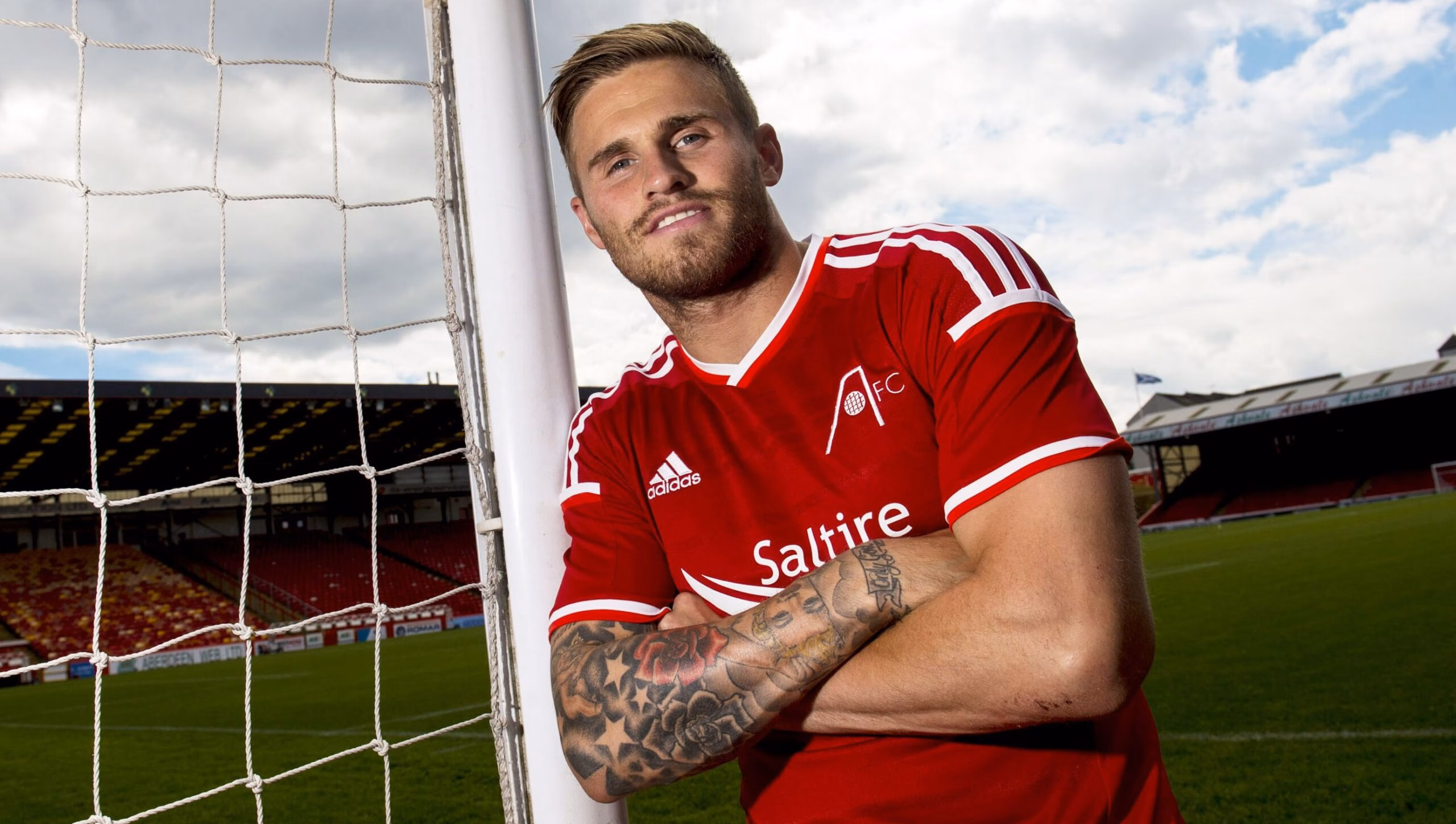 Striker Joins the Dons