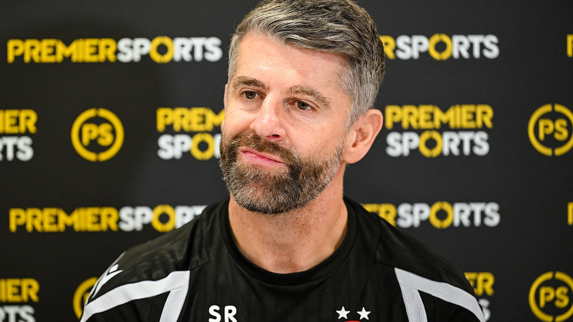 Stephen robinson 1-2 Image