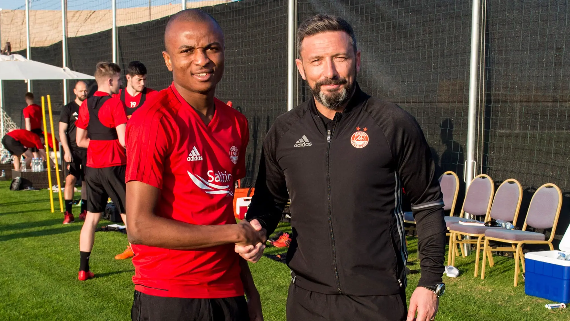 Chidi Nwakali agrees to join Dons on loan