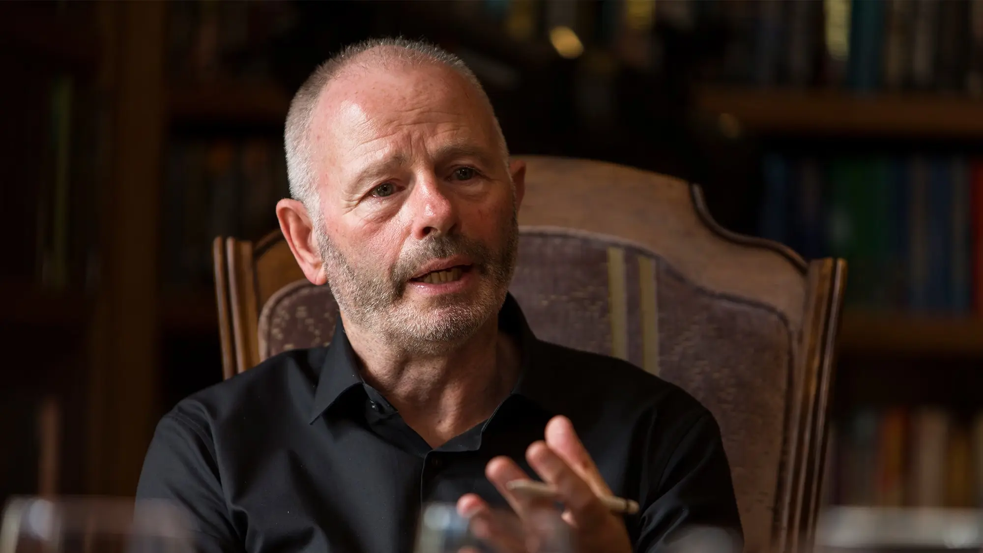 DONS CHAIRMAN CALLS FOR SUMMIT
