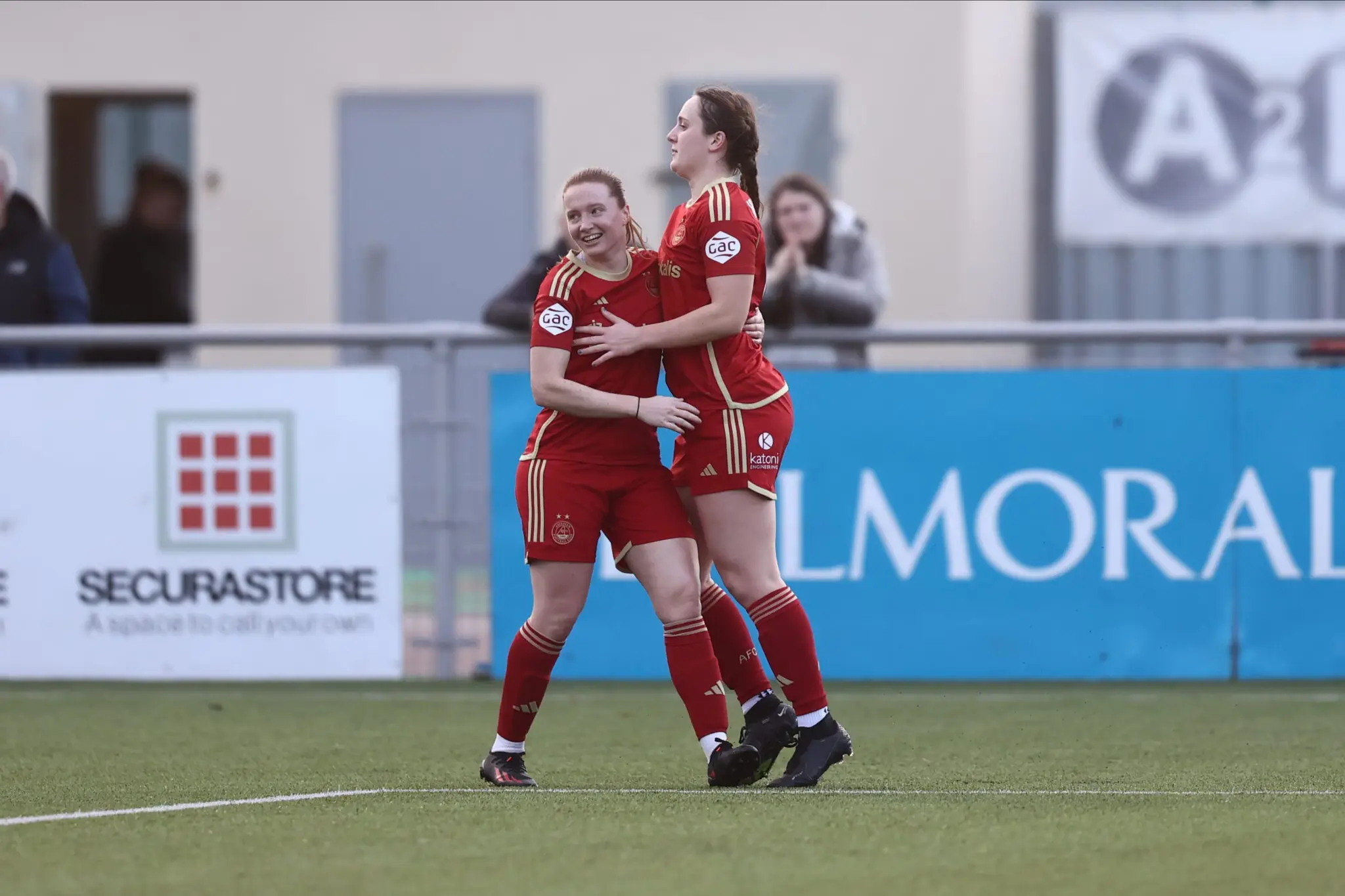 Dons return to winning ways at Balmoral image