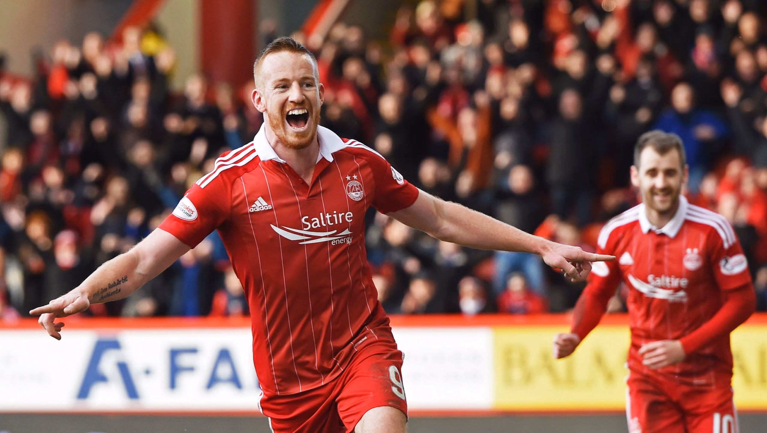 Adam Rooney | "actually hit both shins!"