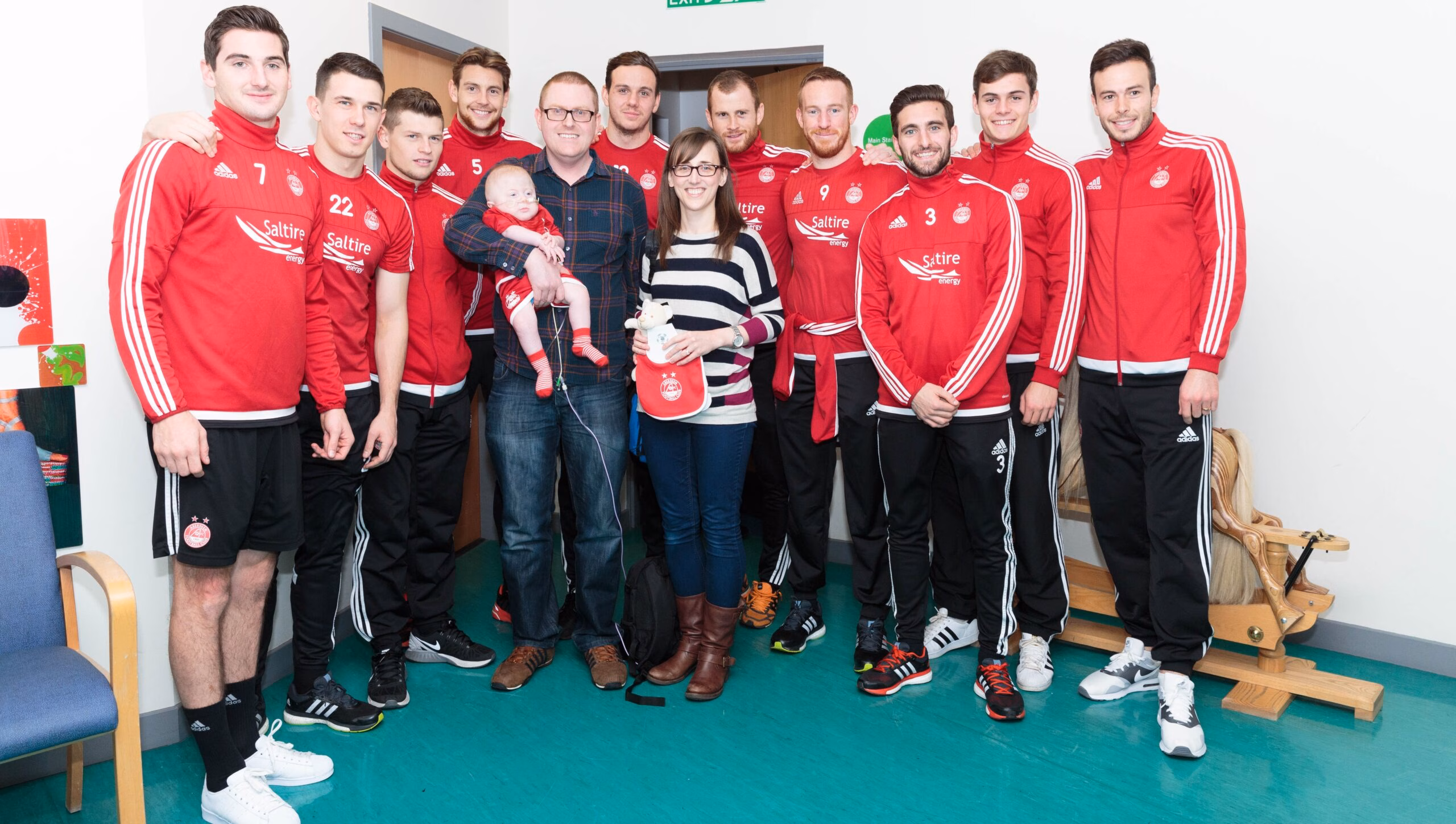 Dons stars play Santa at Children's Hospital