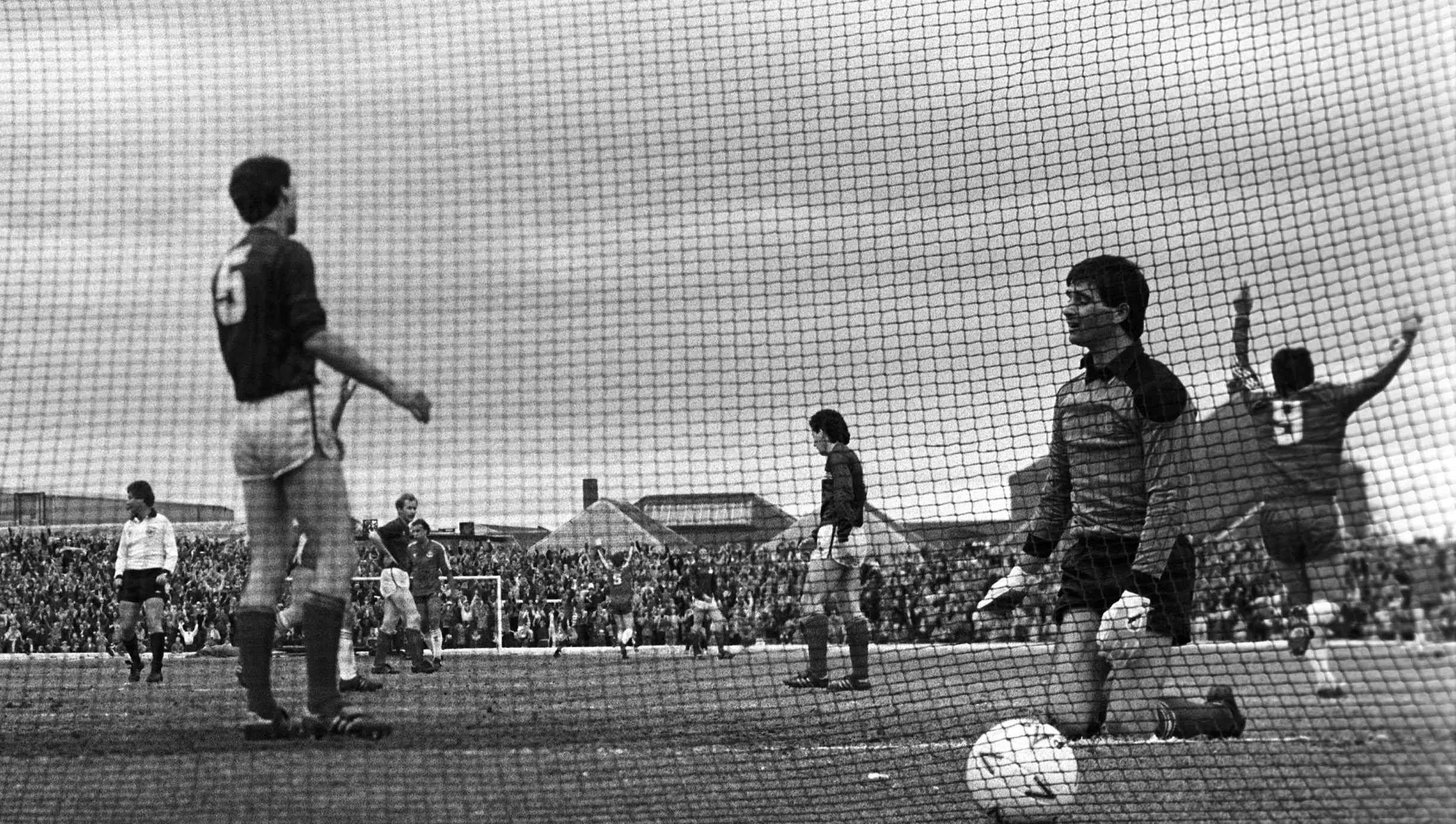 Aberdeen v Dundee in the Scottish Cup