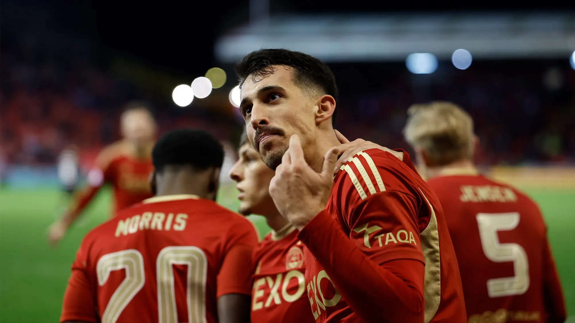 A Bojan brace does it for the Dons image