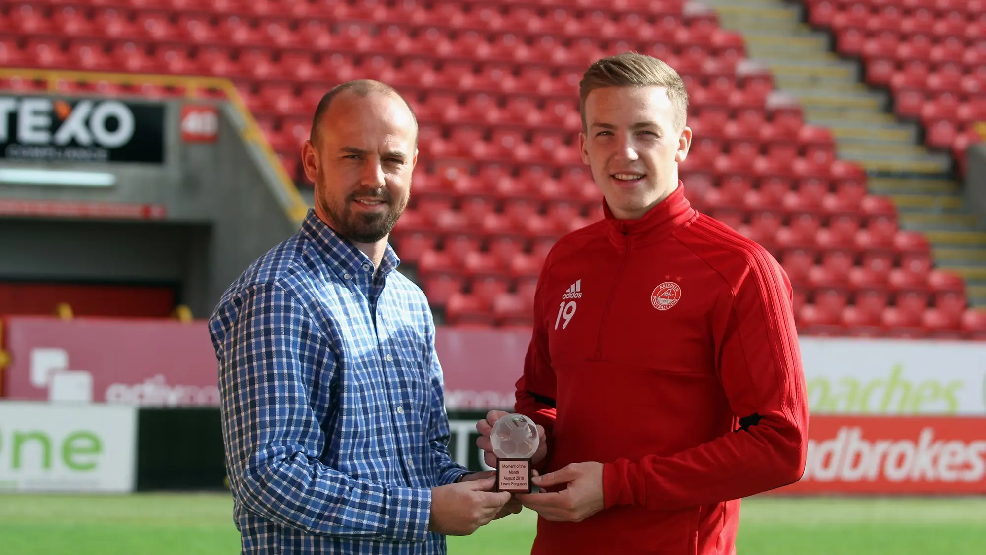 Lewis wins Atlas Knowledge August Moment of the Month