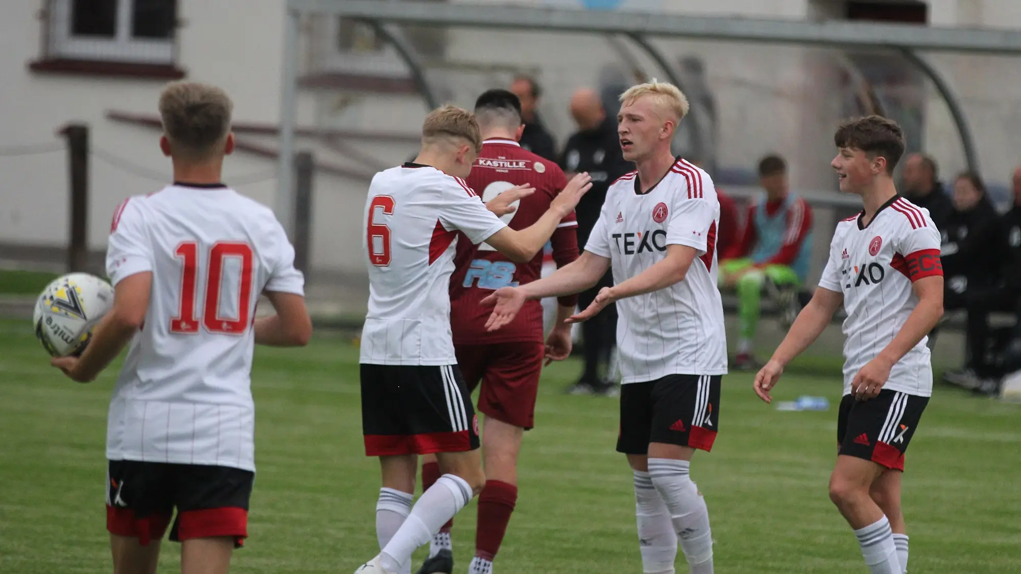 Young Dons unlucky not to win in Keith image