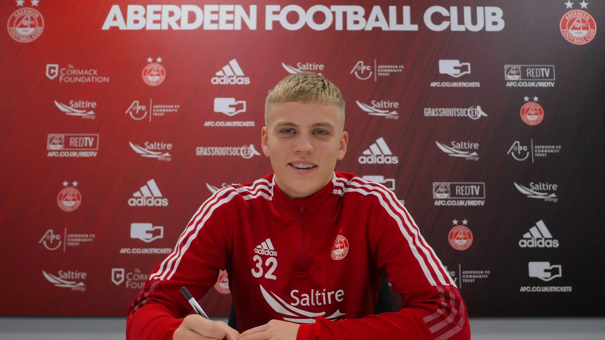 Highly-rated Youngster Commits Future to Dons