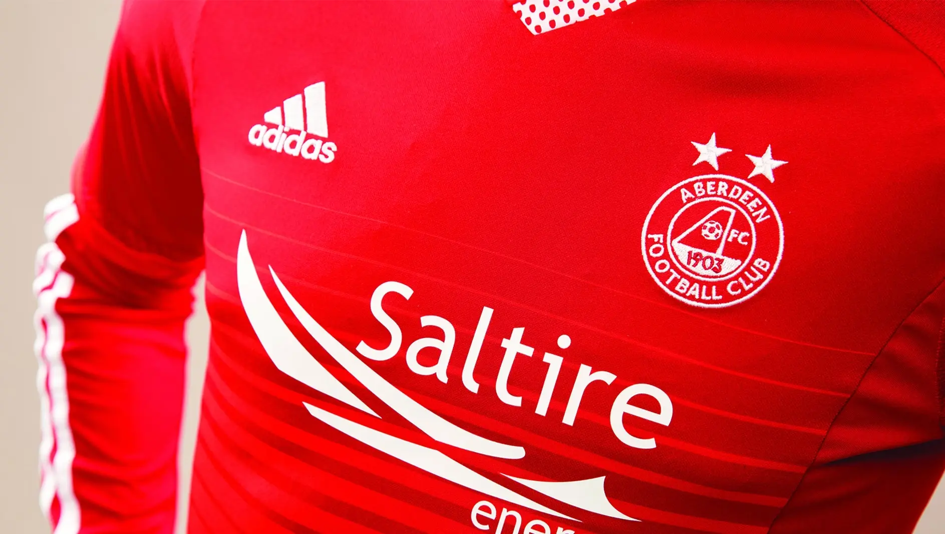 2015/16 Home Kit Revealed!