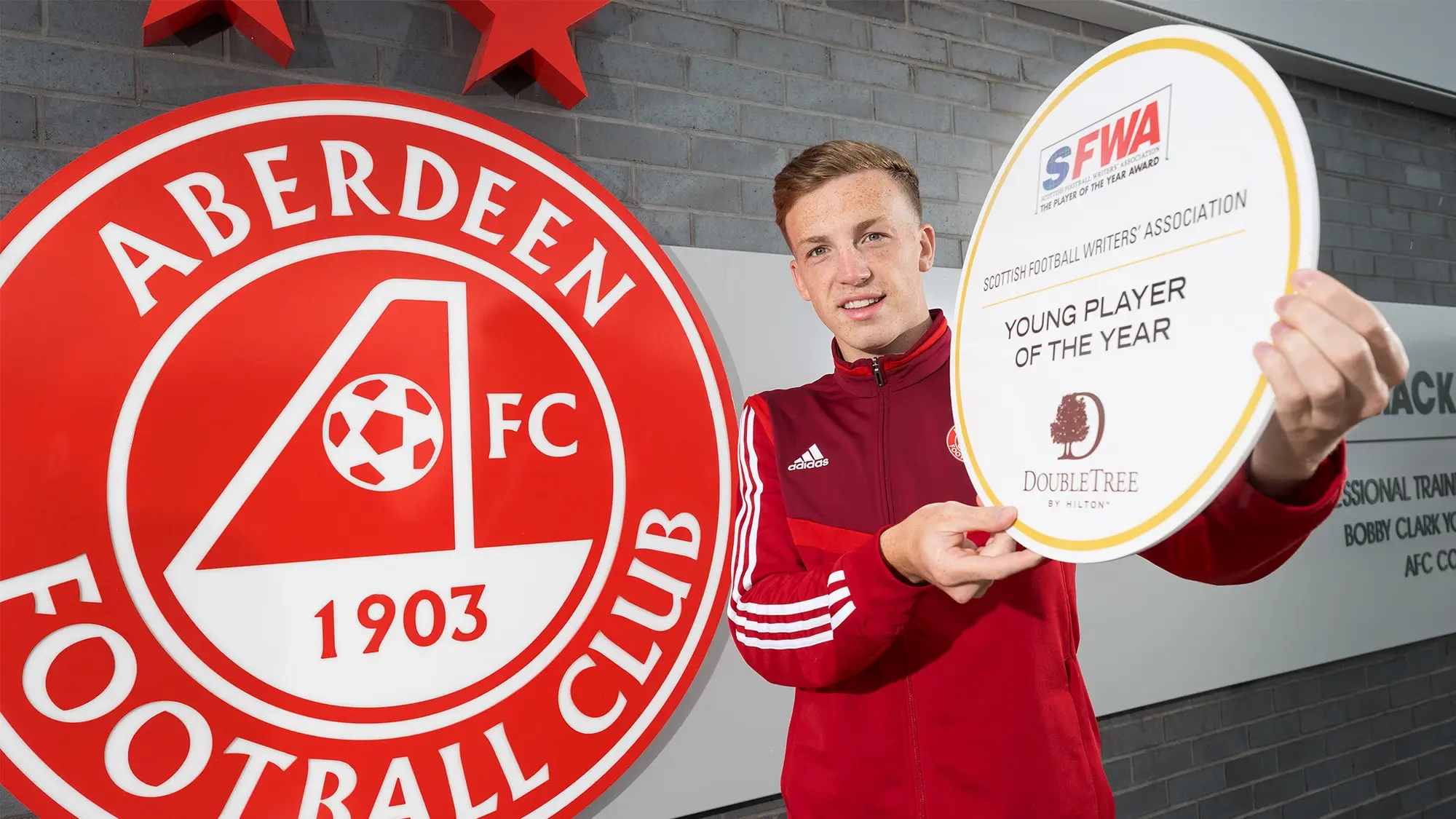 Lewis win SFWA Young Player Award