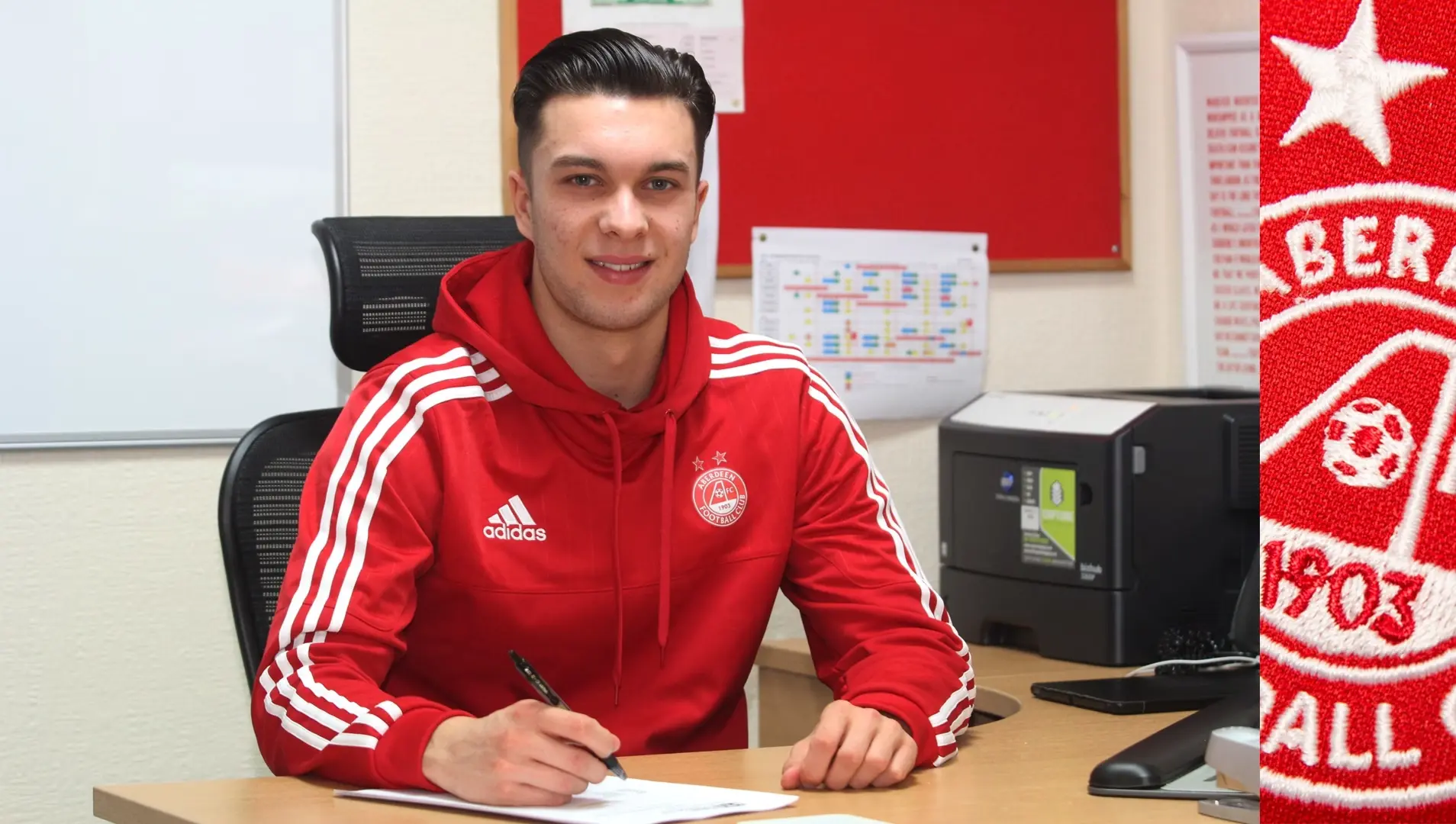 Connor McLennan signs deal