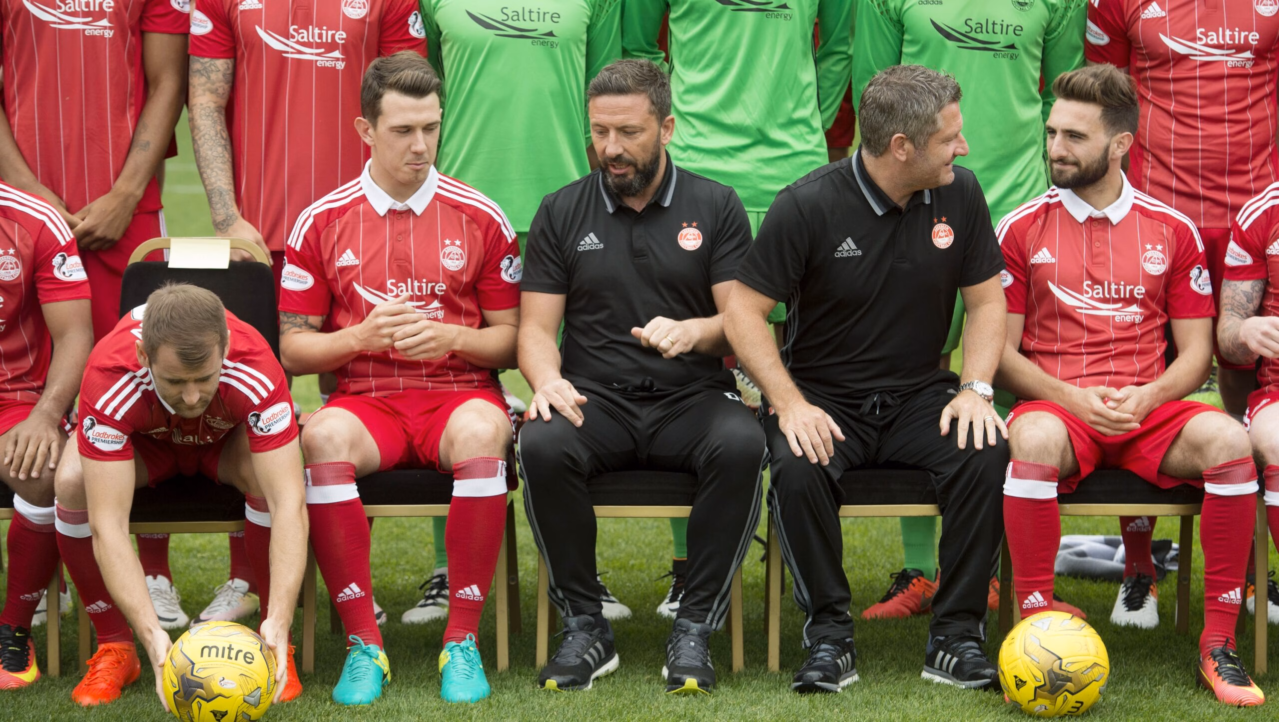 Shinnie Signs | interview with the manager on RedTV