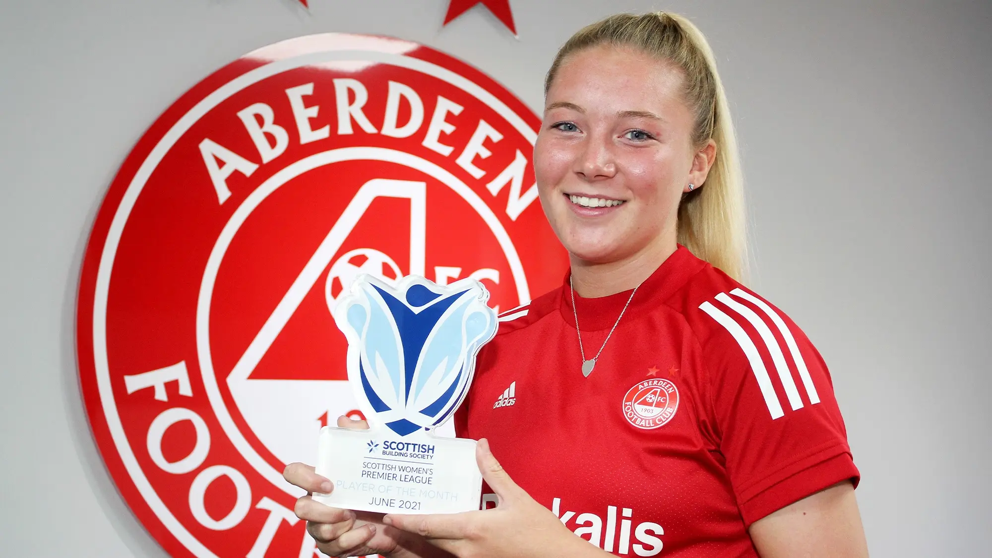 Ogilvie ends season on high with Player of the Month scoop
