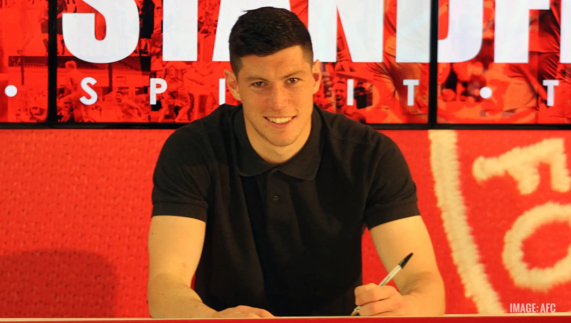 McKENNA THE LATEST SCOTT TO SIGN ON