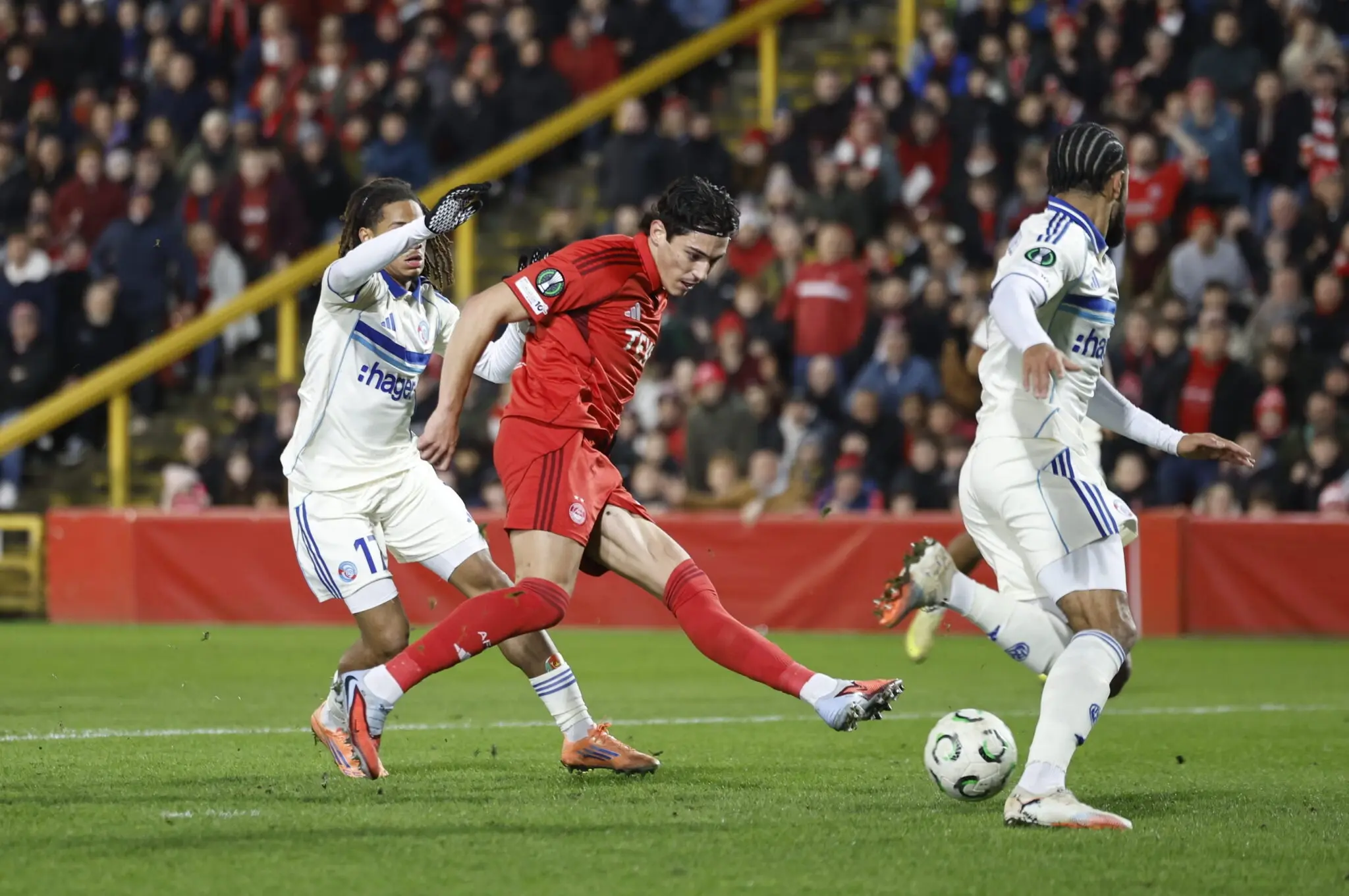 Dons Suffer Narrow Defeat in Europe image