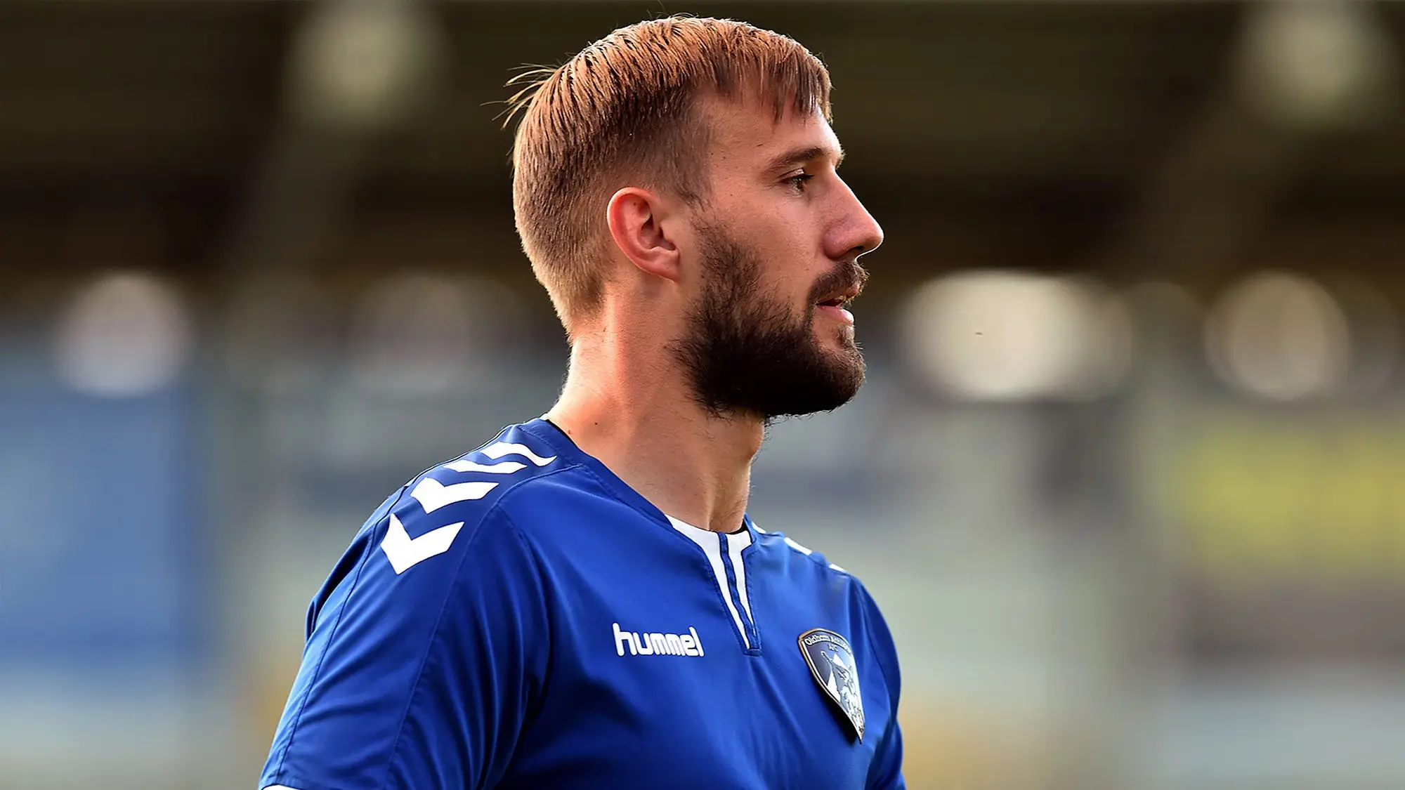 Keeper Gary Woods joins the Dons