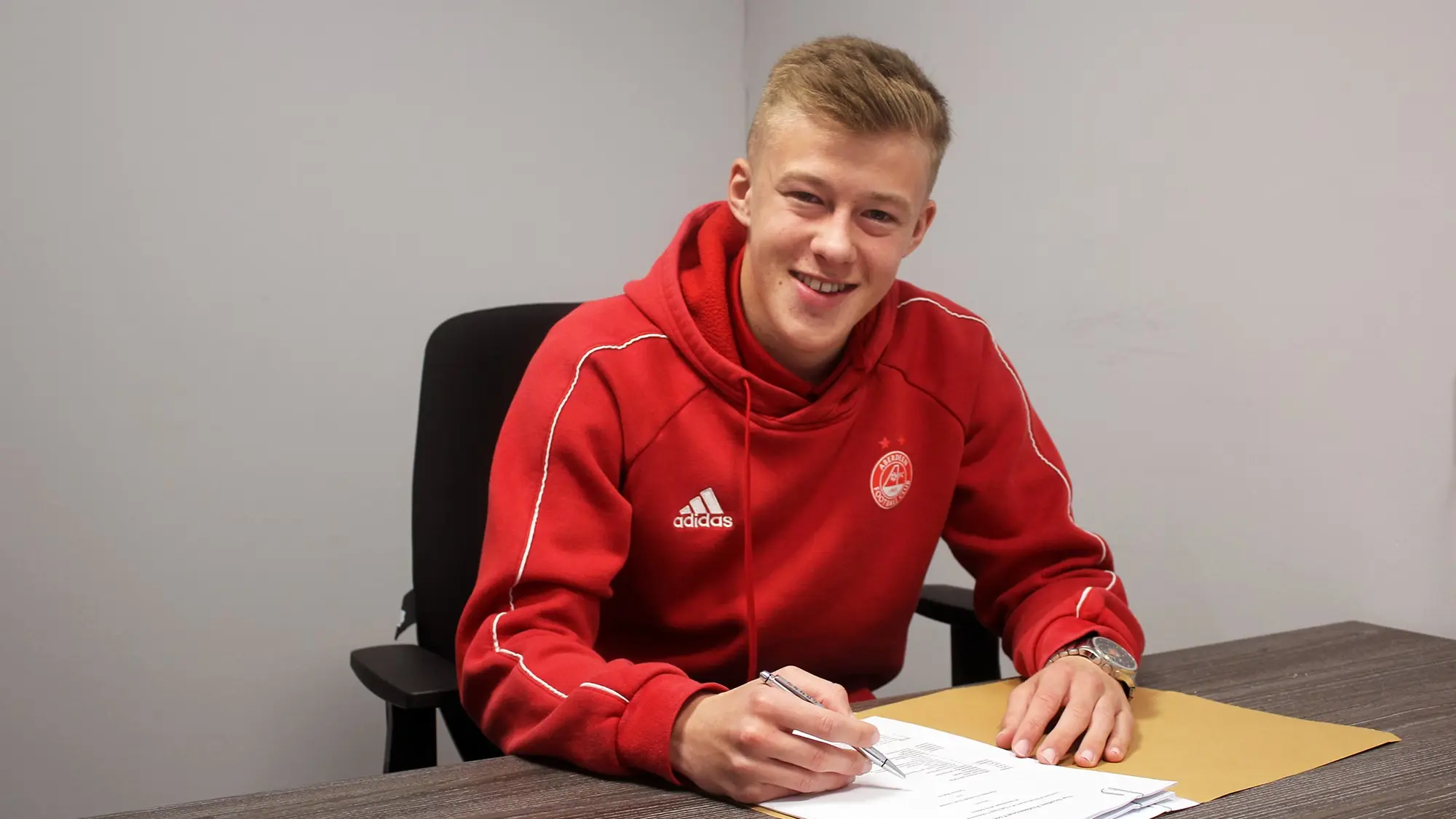 Connor Barron handed new deal