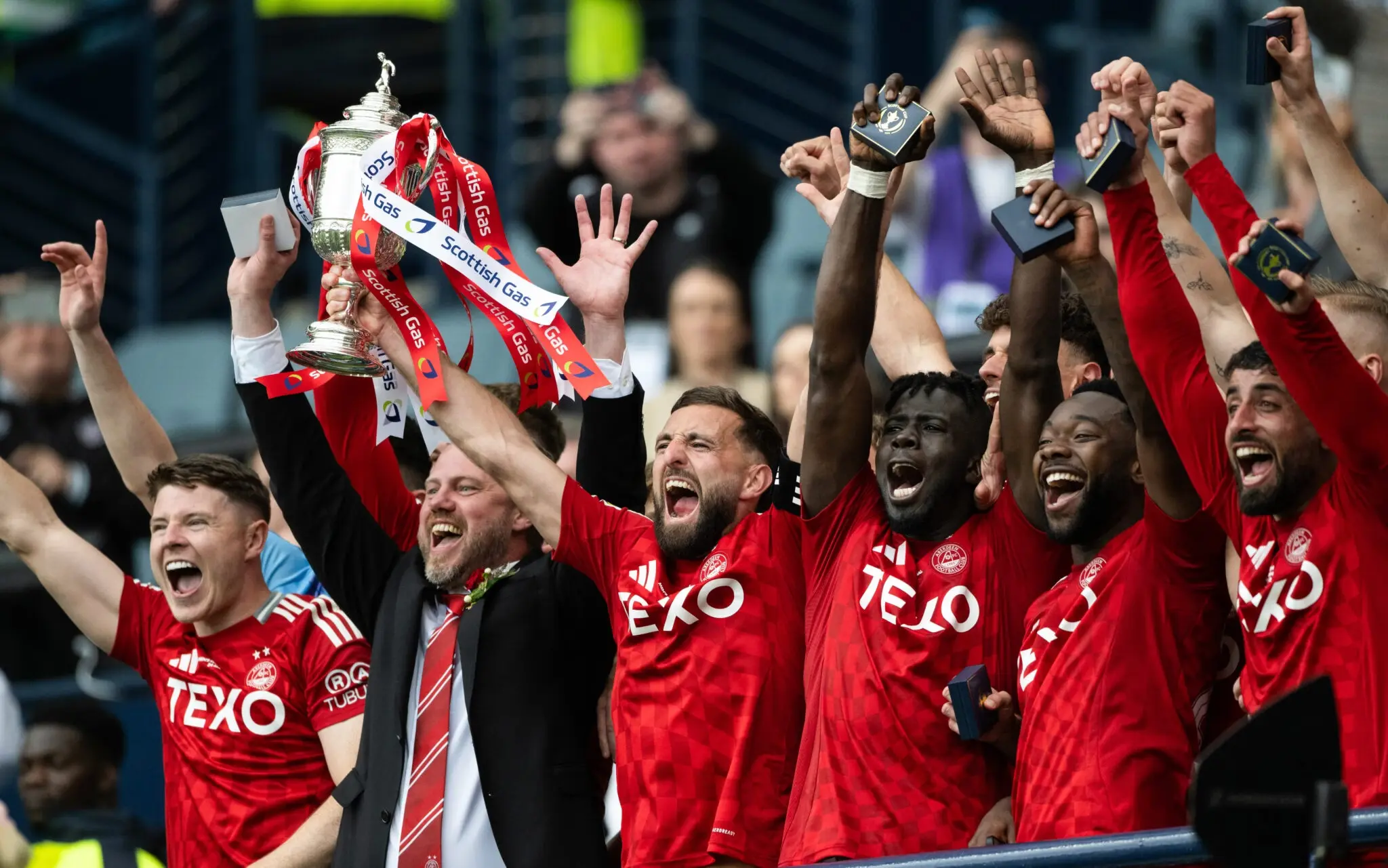 A glorious day at Hampden sees Aberdeen lift the Scottish Cup image
