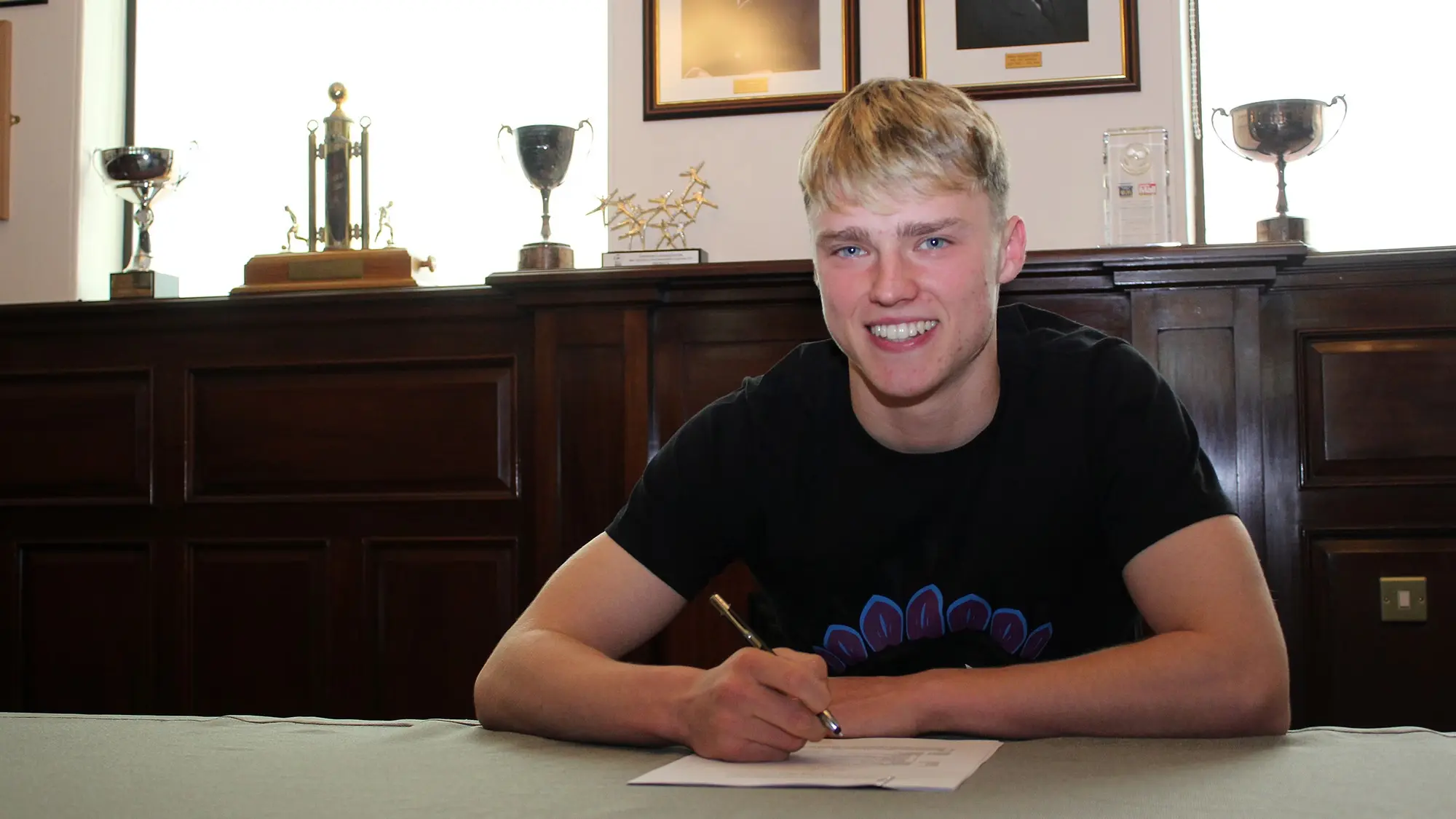 Ethan Ross Signs on for another two years