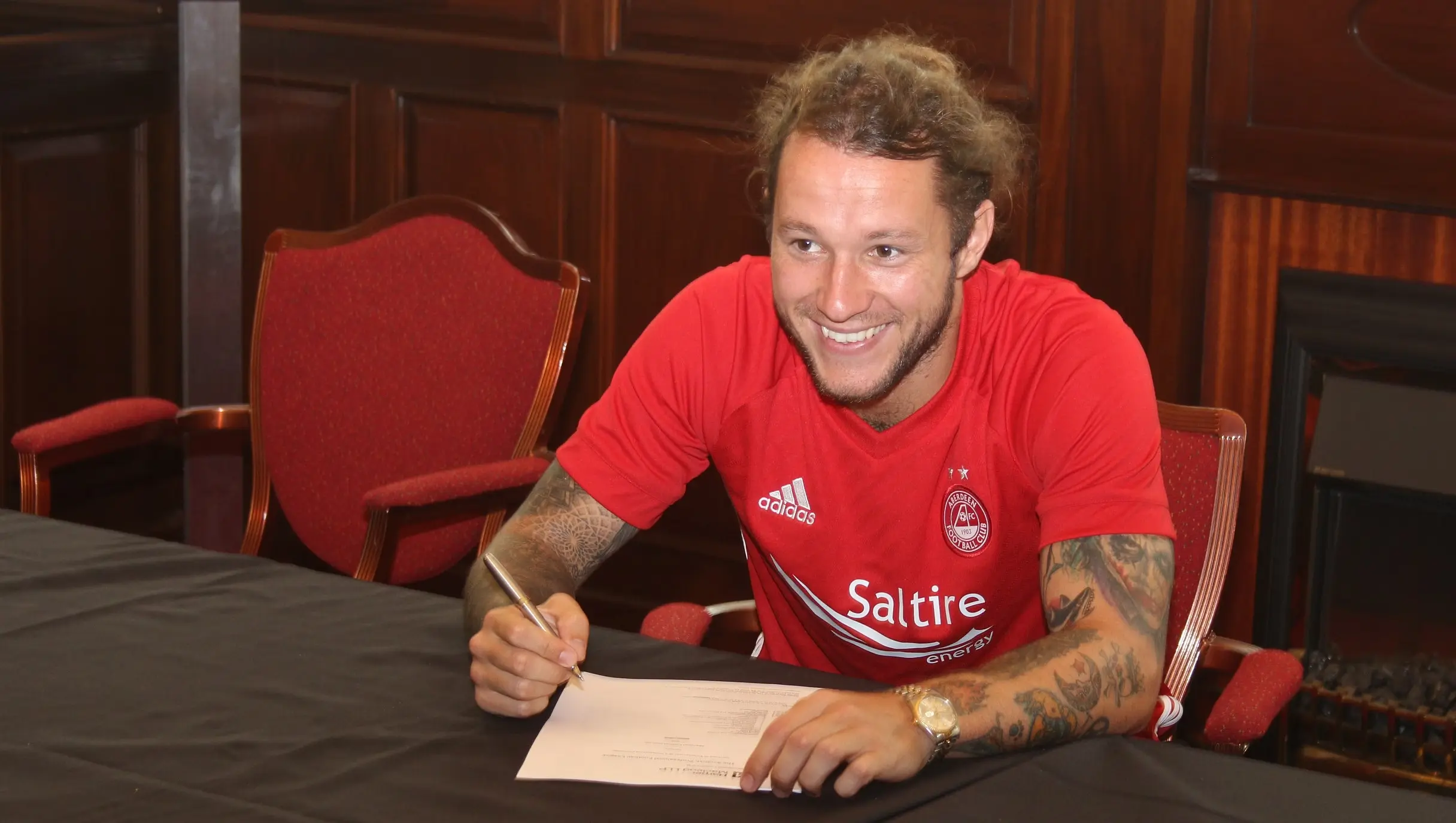 STEVIE MAY JOINS ON FOUR YEAR DEAL