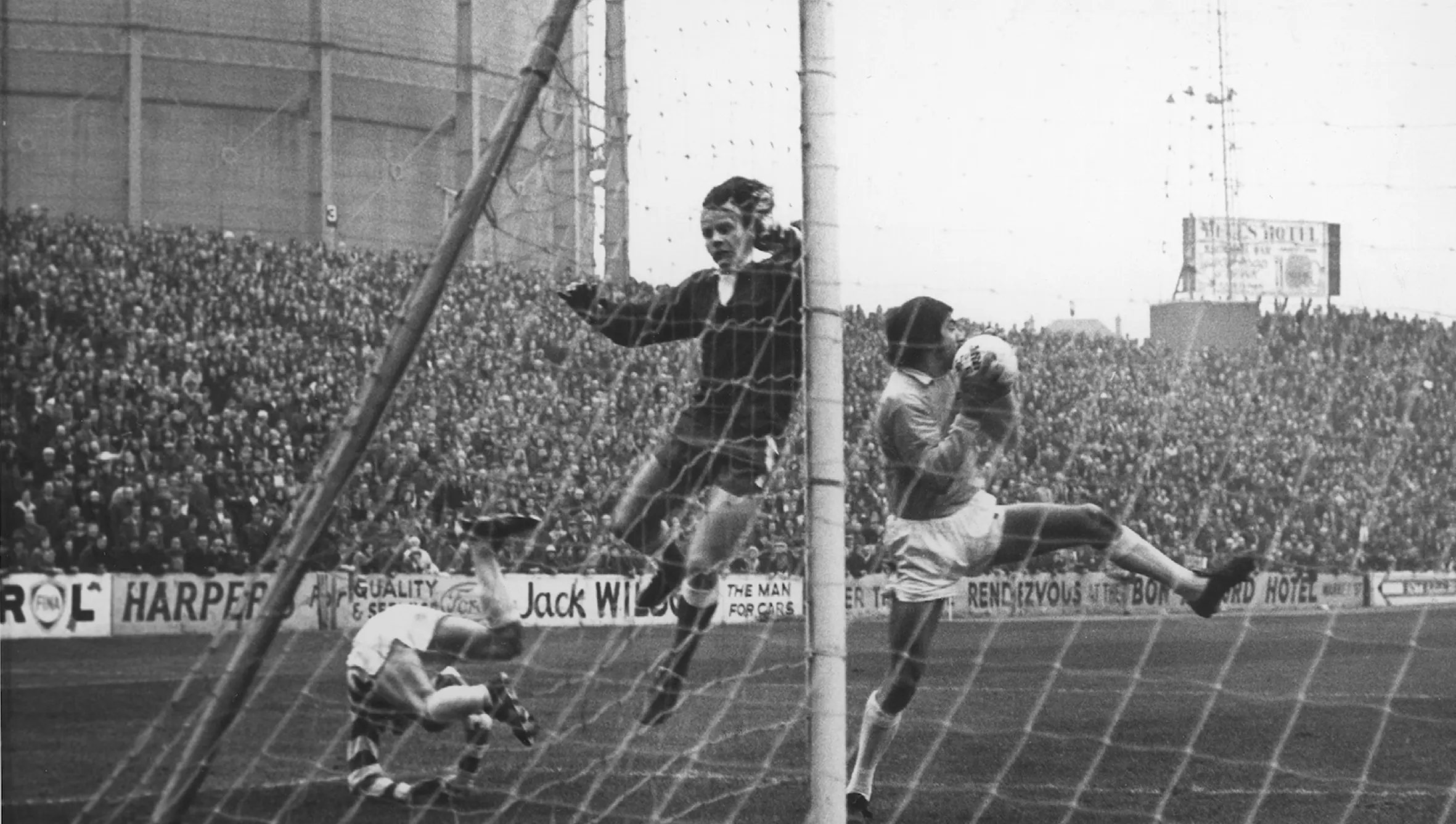 Aberdeen v Celtic in the League Cup
