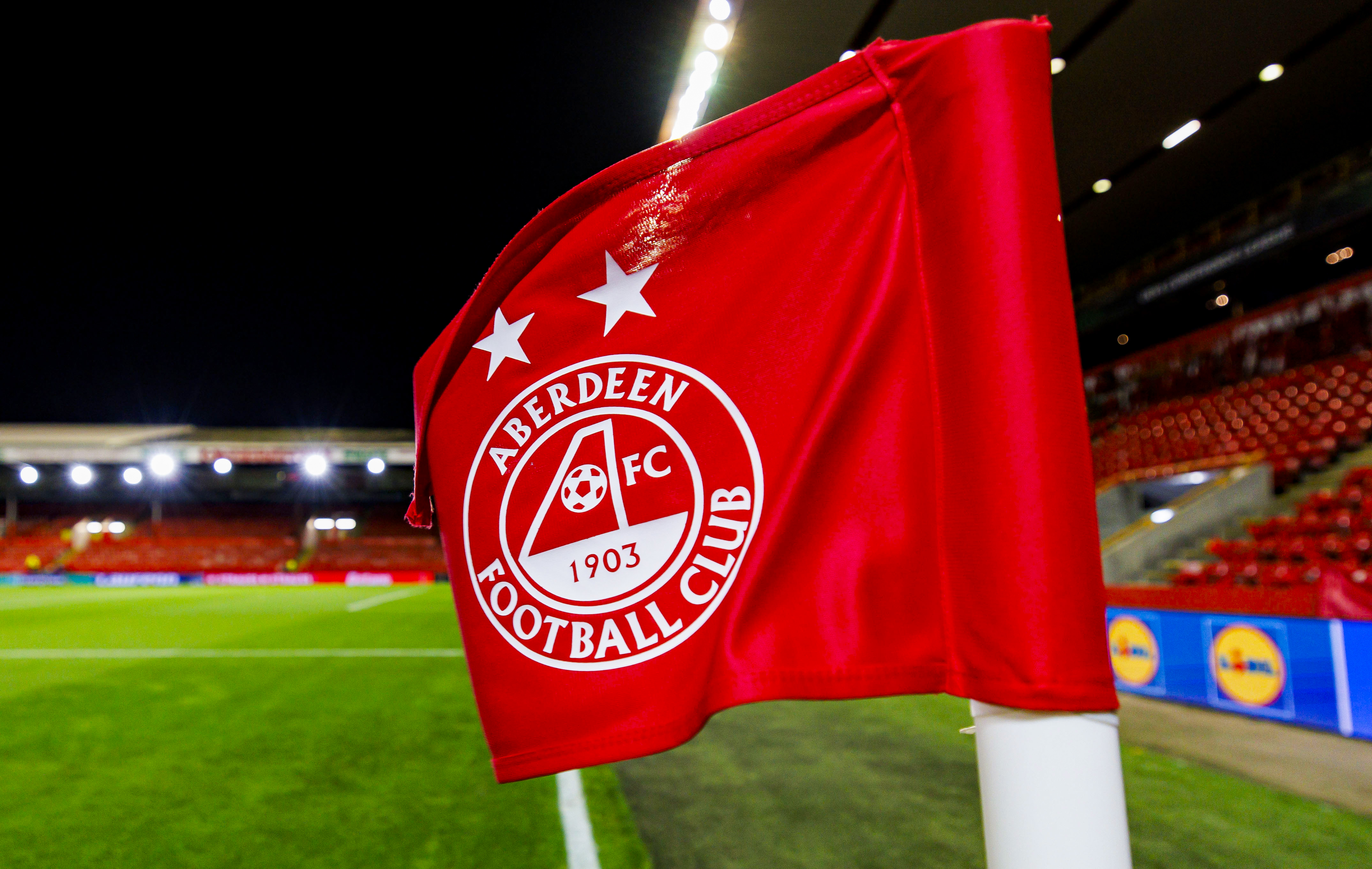 Pittodrie General - Corner Flag