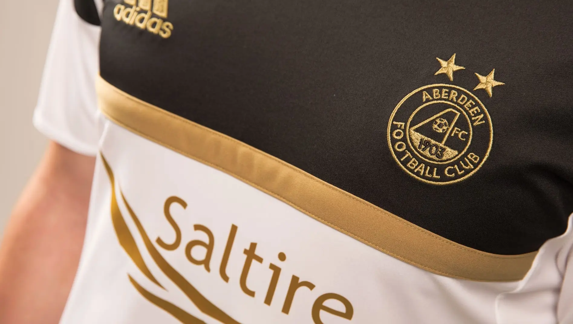 2015/16 Away Kit Revealed