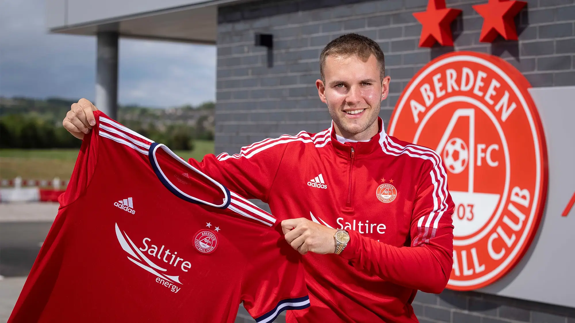 England Youth Internationalist joins on loan