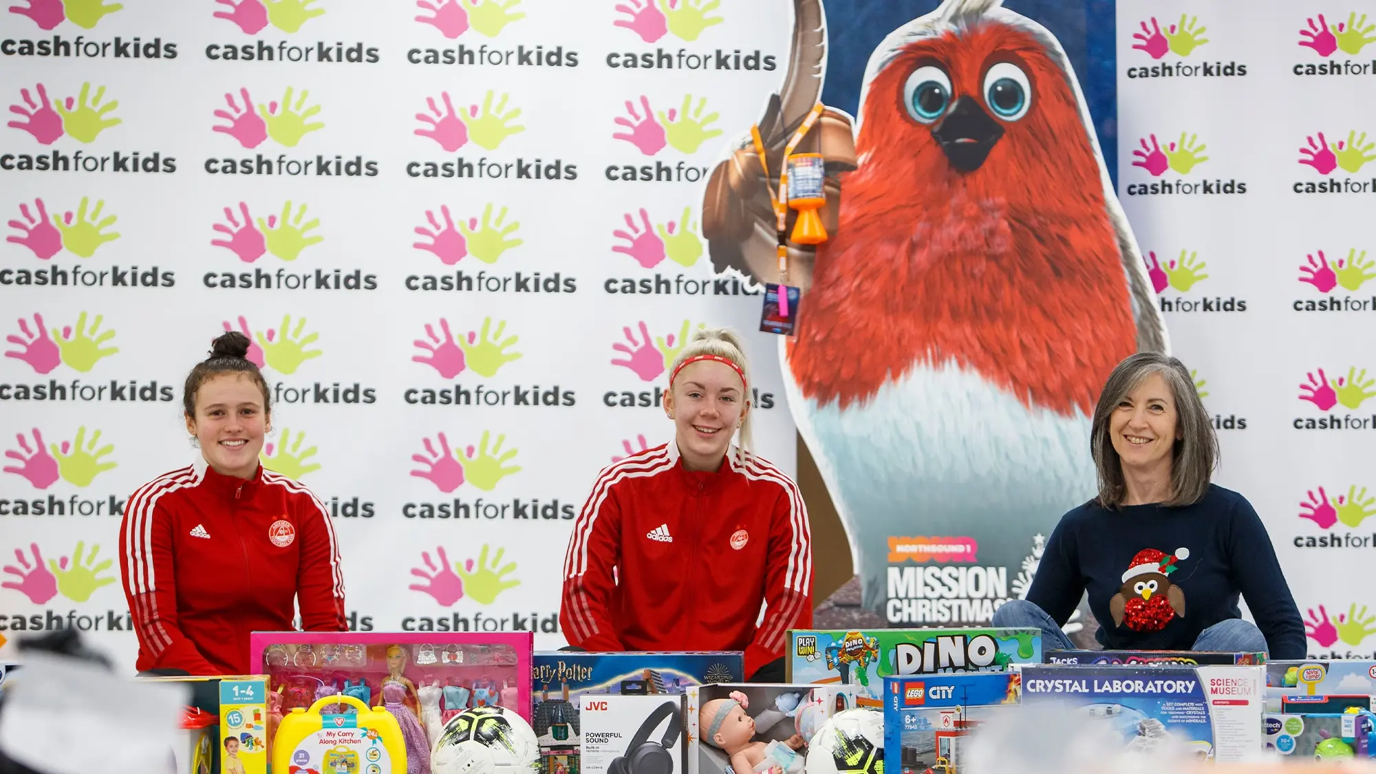 Aberdeen Football Club Community Trust Helps Make Christmas “Mission Possible”