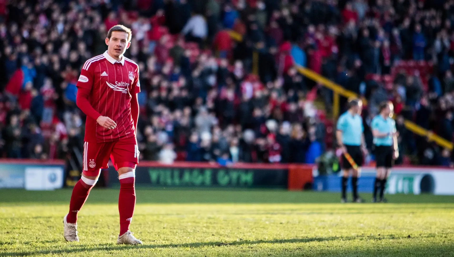 Peter Pawlett signs pre-contract with MK Dons