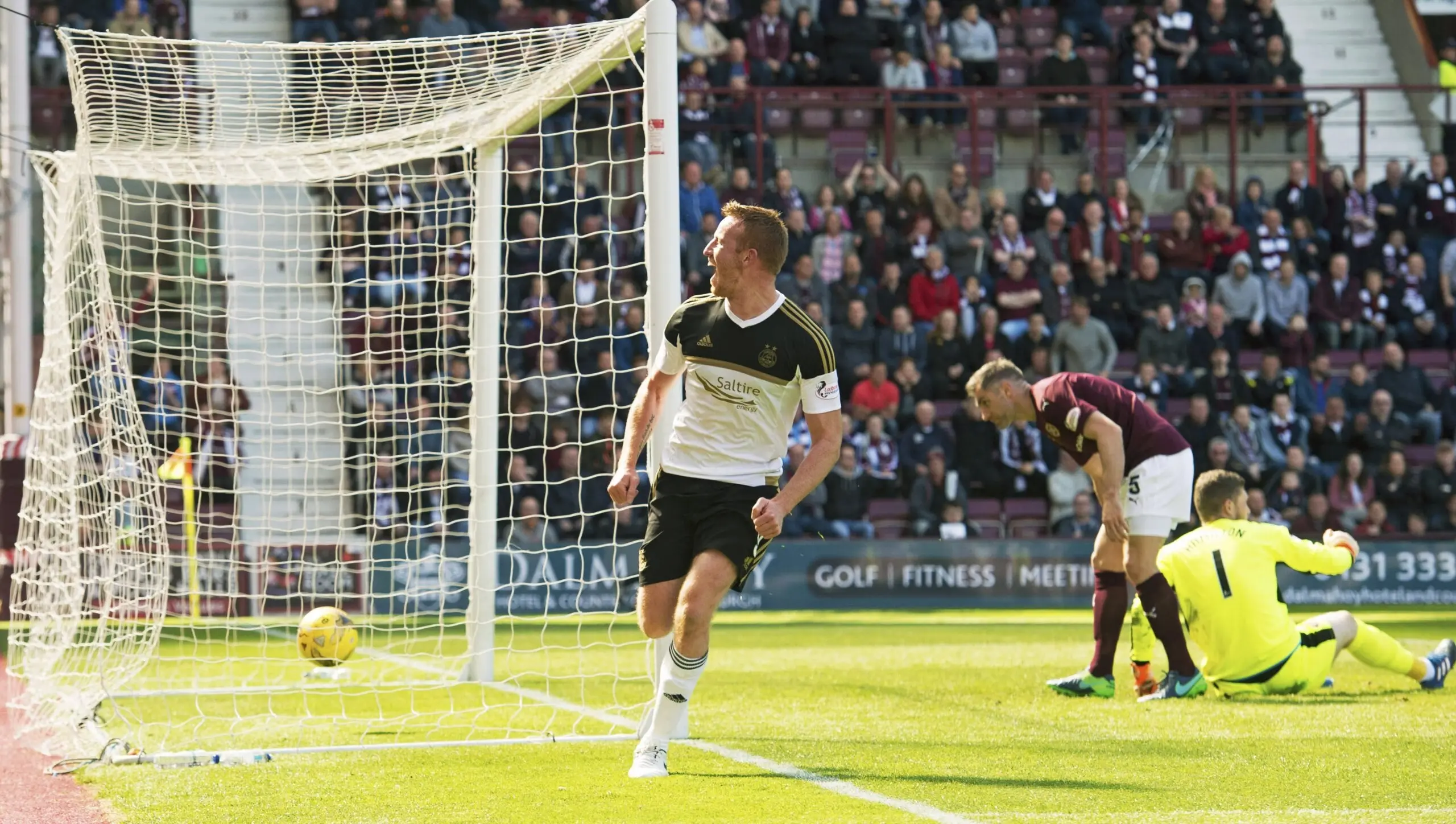 Adam Rooney | 20 goals for the season