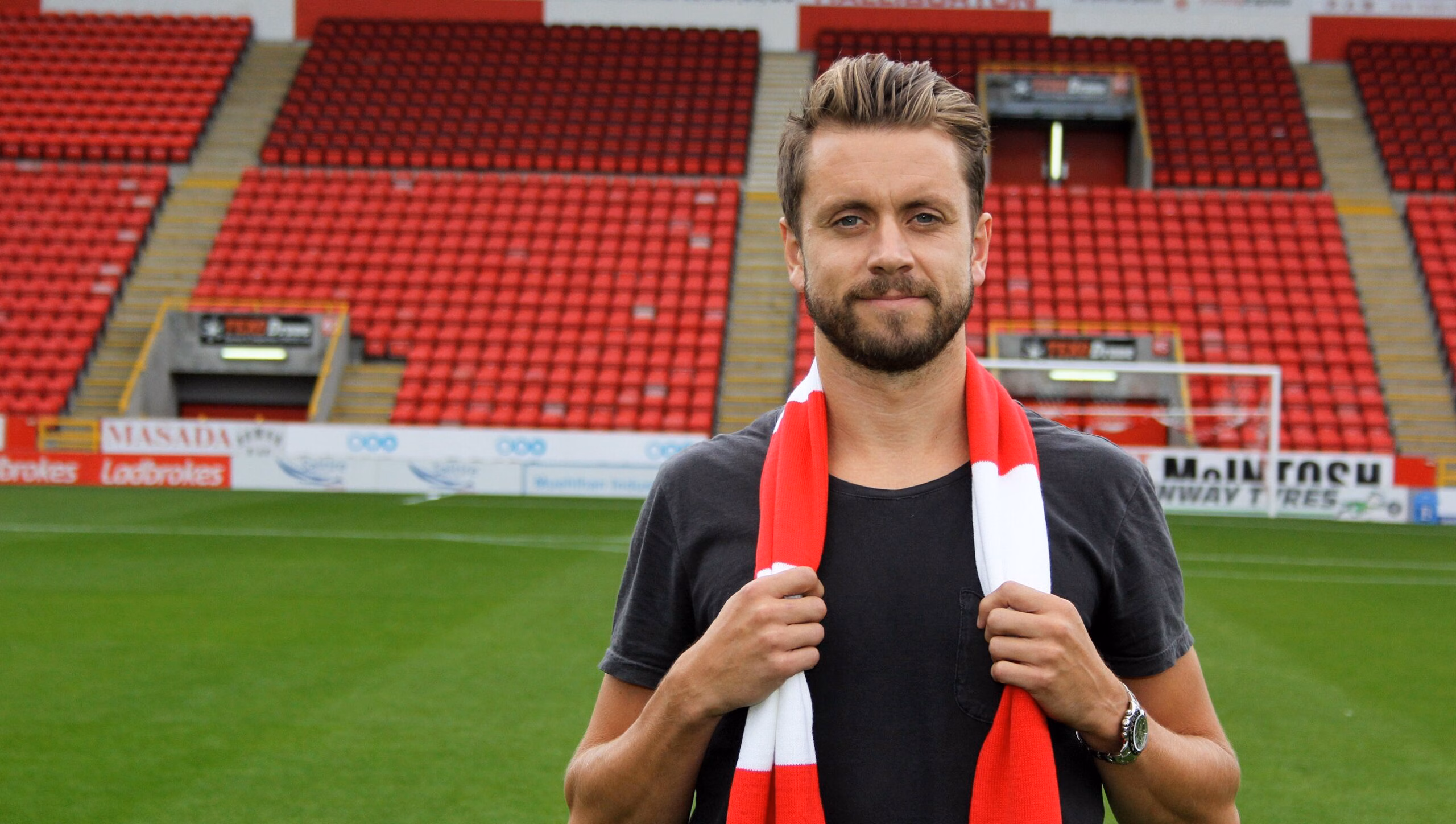 ARNASON RETURNS!