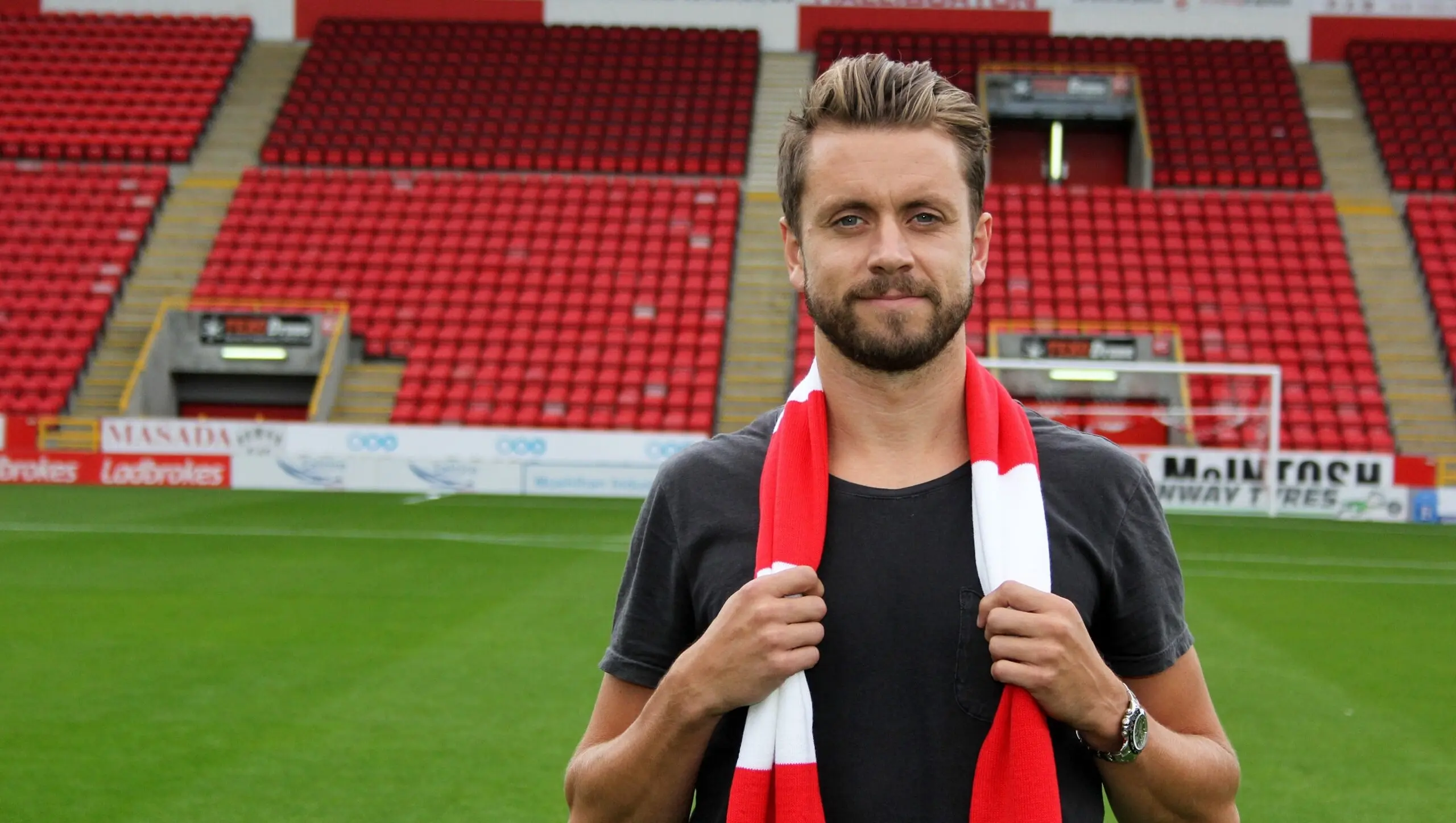 ARNASON RETURNS!