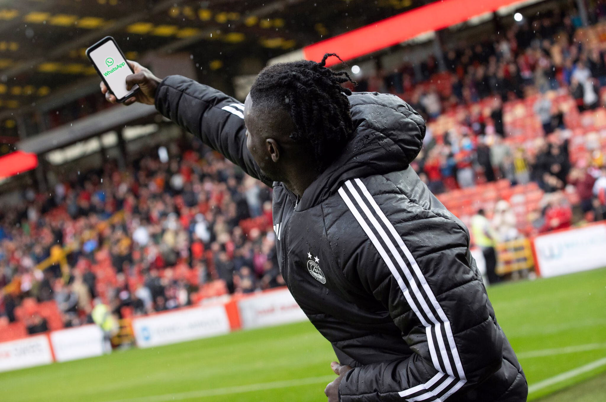 Join the Aberdeen FC WhatsApp Channel image