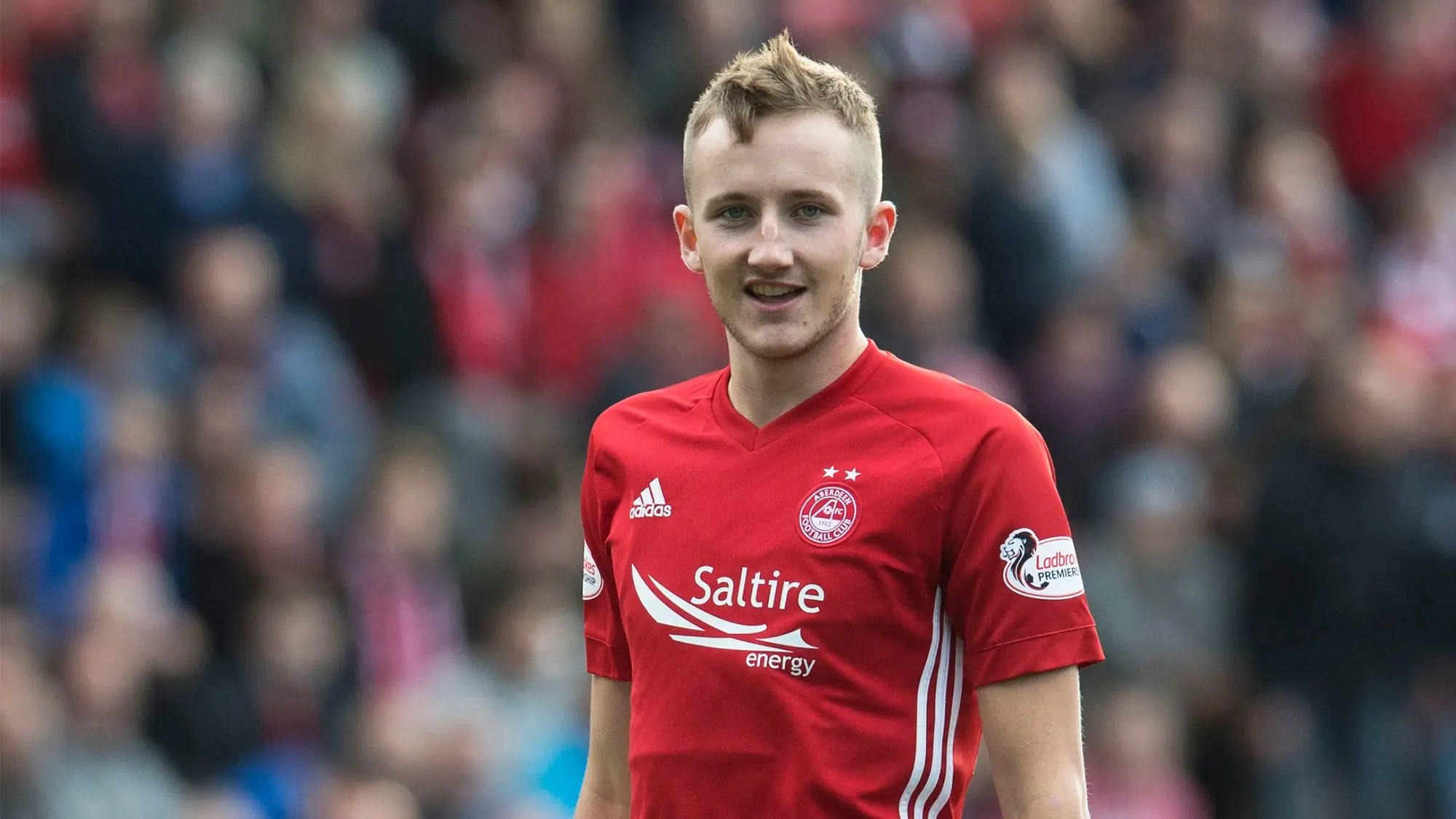 Frank Ross agrees contract extension
