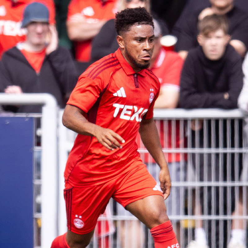 Vicente Besuijen Square Headshot